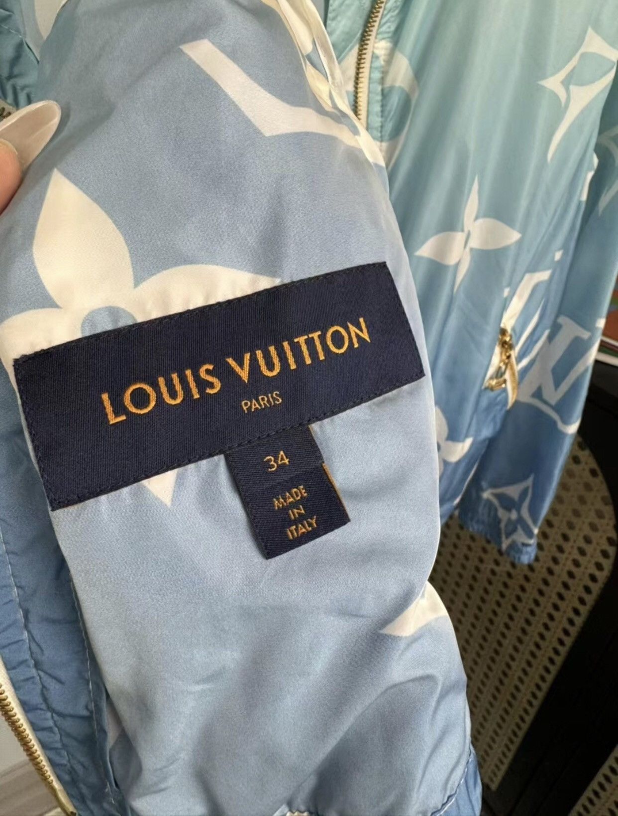 Louis Vuitton Louis Vuitton LV Blue Gradient Hooded Zipper Jacket 2412- Size US S / EU 44-46 / 1 - 6 Thumbnail