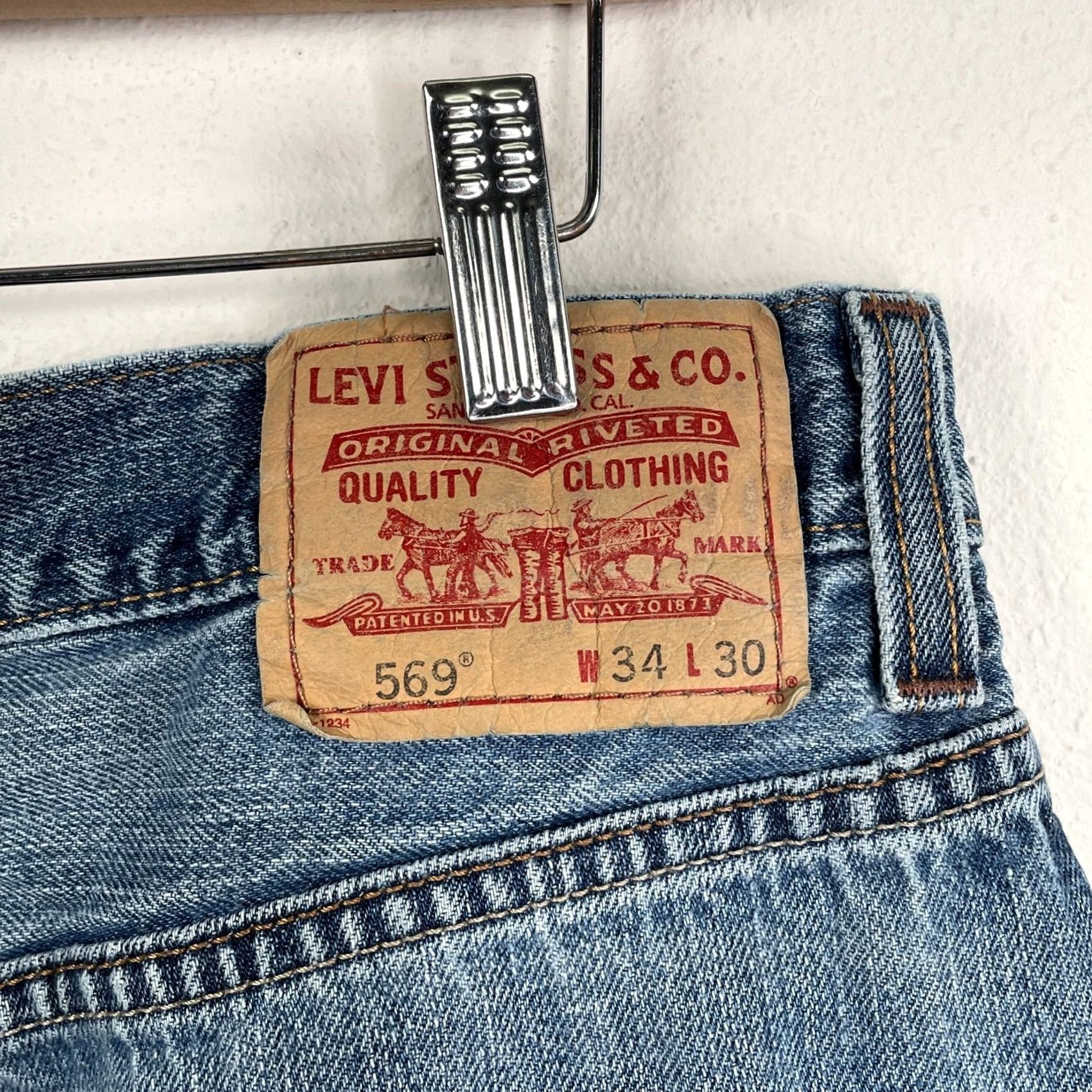 Levi's VINTAGE Levi's 569 Jeans Men Wide Classic Straight Denim Blue 34x28 100% Cotton Regular Inseam 28" Rise High Size US 34 / EU 50 - 6 Thumbnail