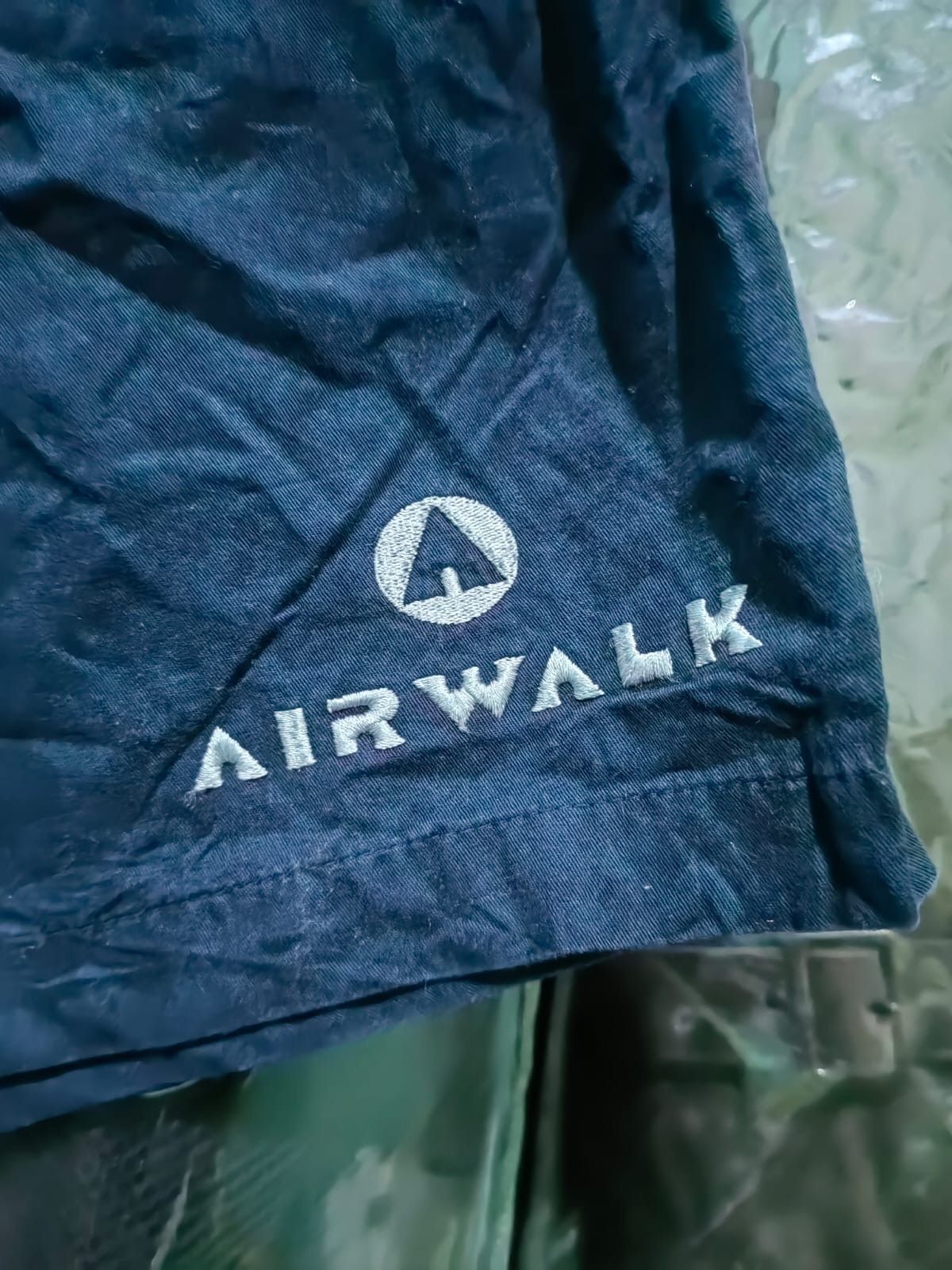 Airwalk × Vintage Vintage Air walk relaxed short pants Size US 30 / EU 46 - 4 Thumbnail