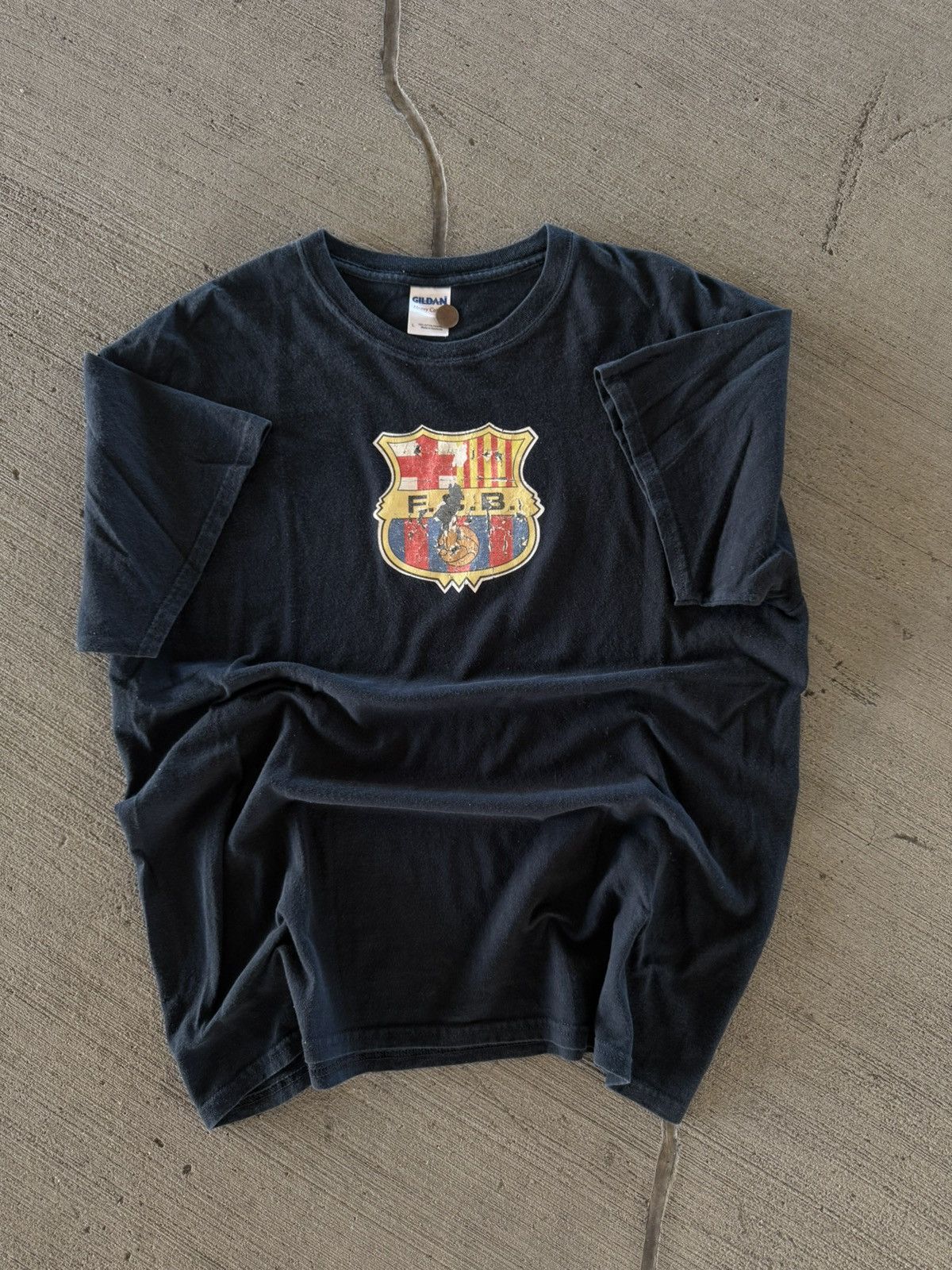 Japanese Brand CRAZY VINTAGE 2000S FC BARCELONA SOCCER FUTBOL T SHIRT Size US L / EU 52-54 / 3 - 1 Thumbnail