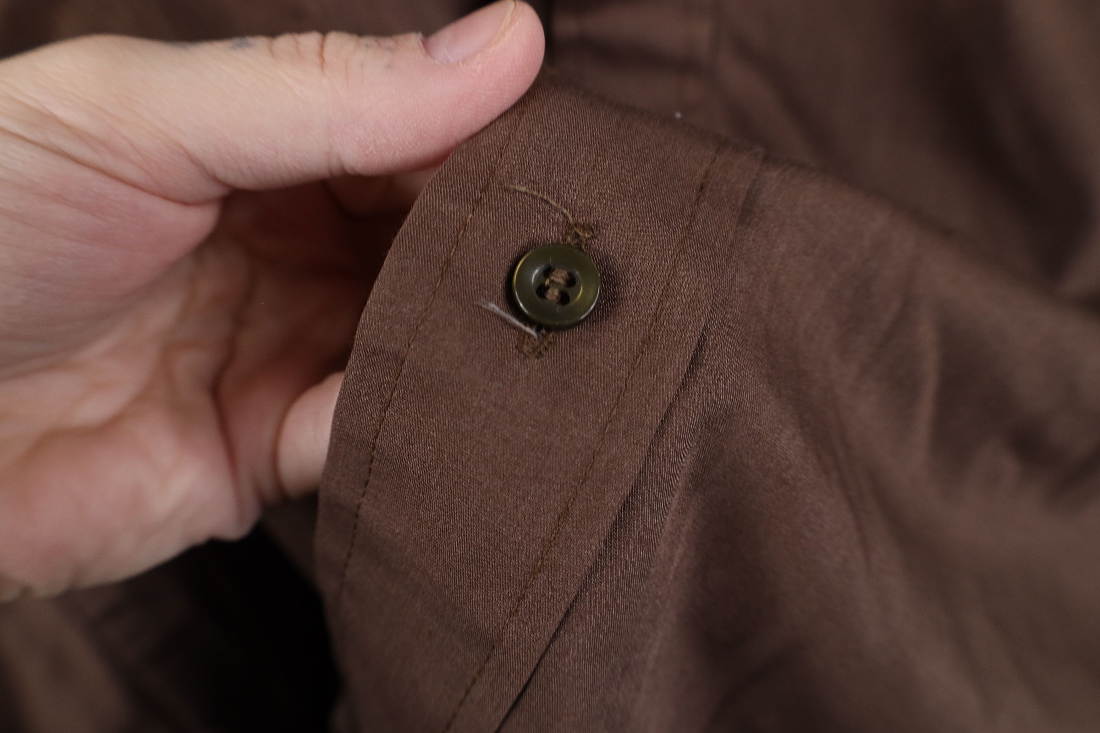 Vintage Vintage 70s Streetwear Faded Collared Button Shirt Brown USA Size US M / EU 48-50 / 2 - 5 Thumbnail