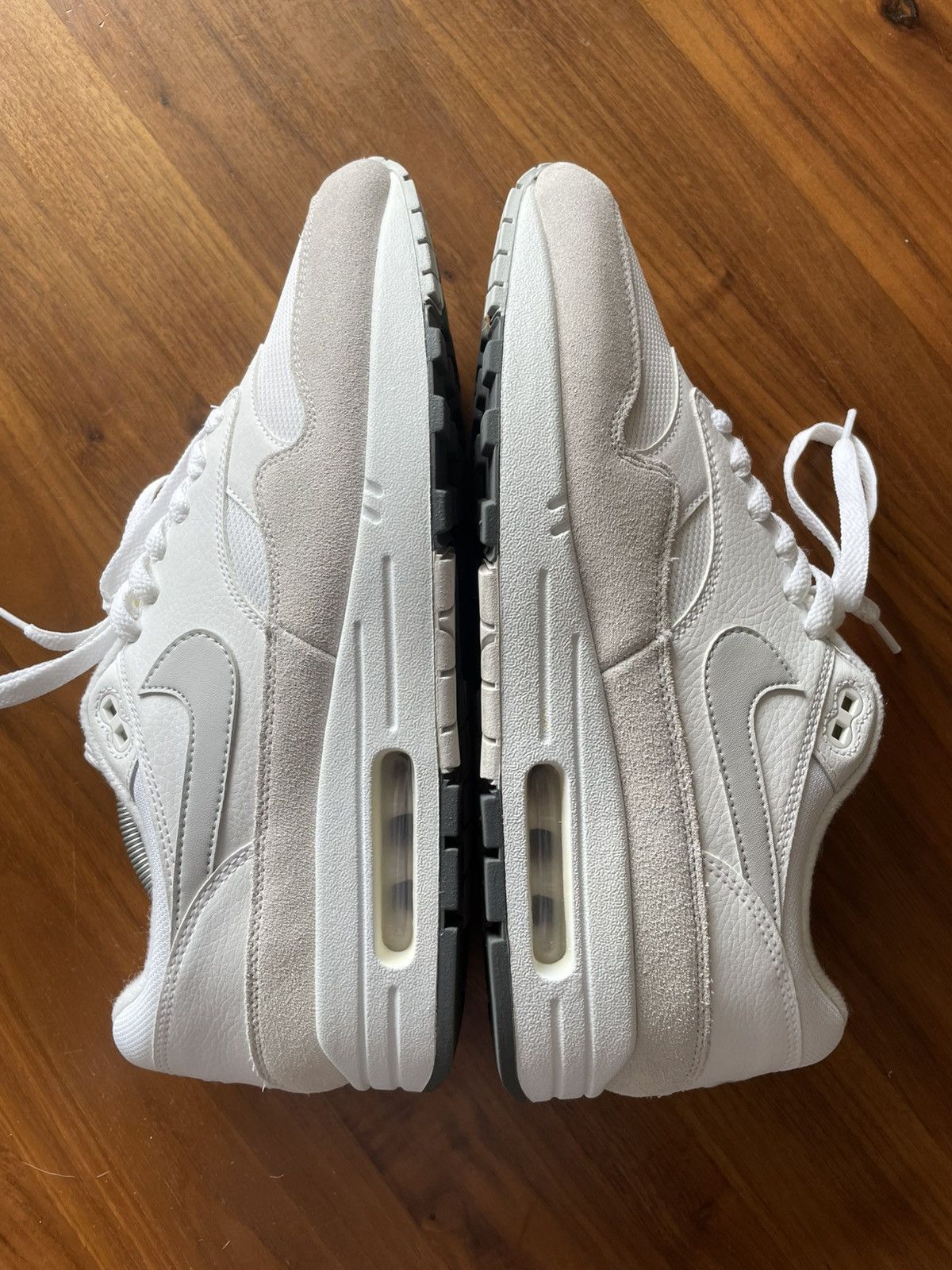 Nike Nike Air Max 1 Pure Platinum Size US 10 / EU 43 - 2 Thumbnail