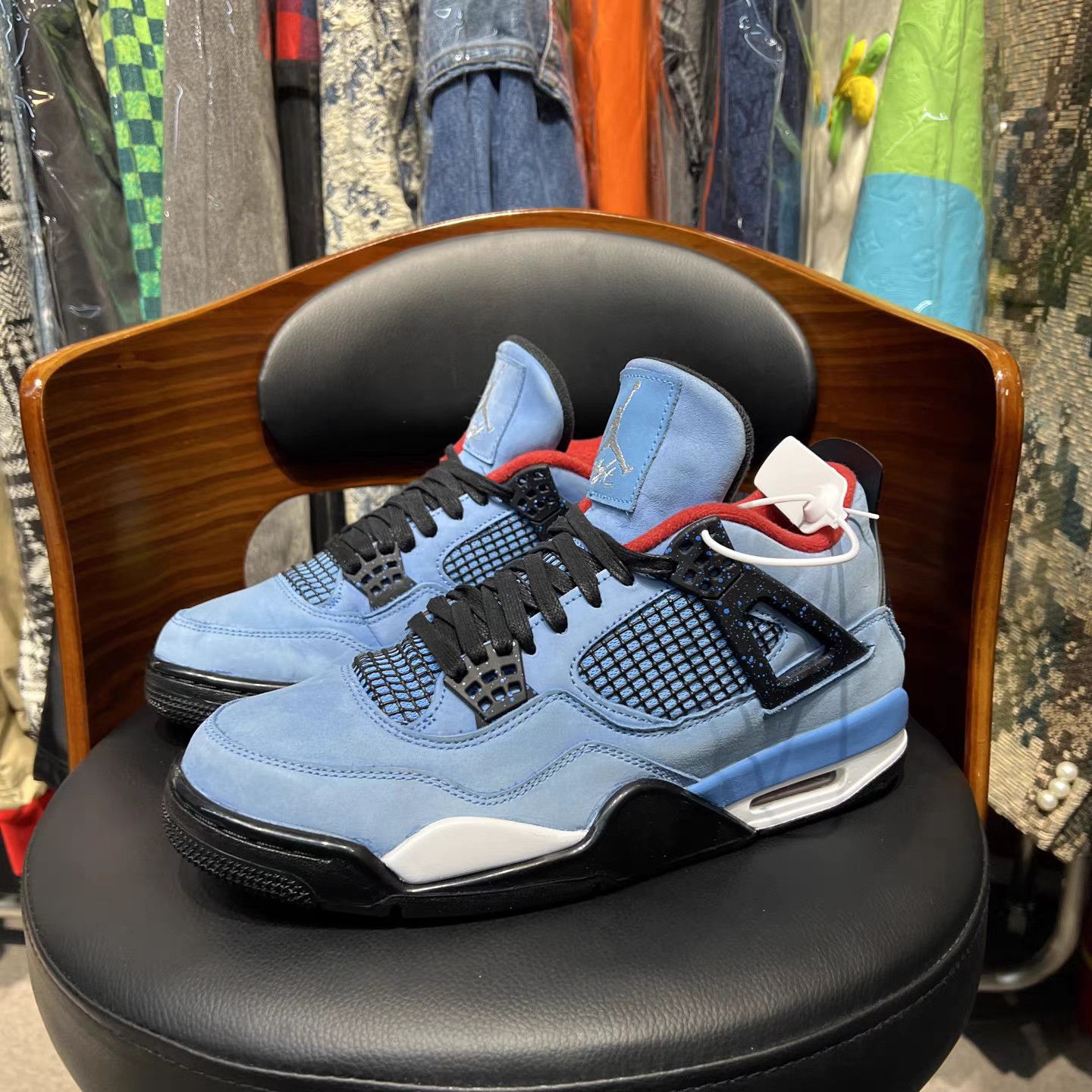 Jordan Brand Air Jordan 4 × Travis Scott Sneakers K15 Size US 10 / EU 43 - 1 Thumbnail