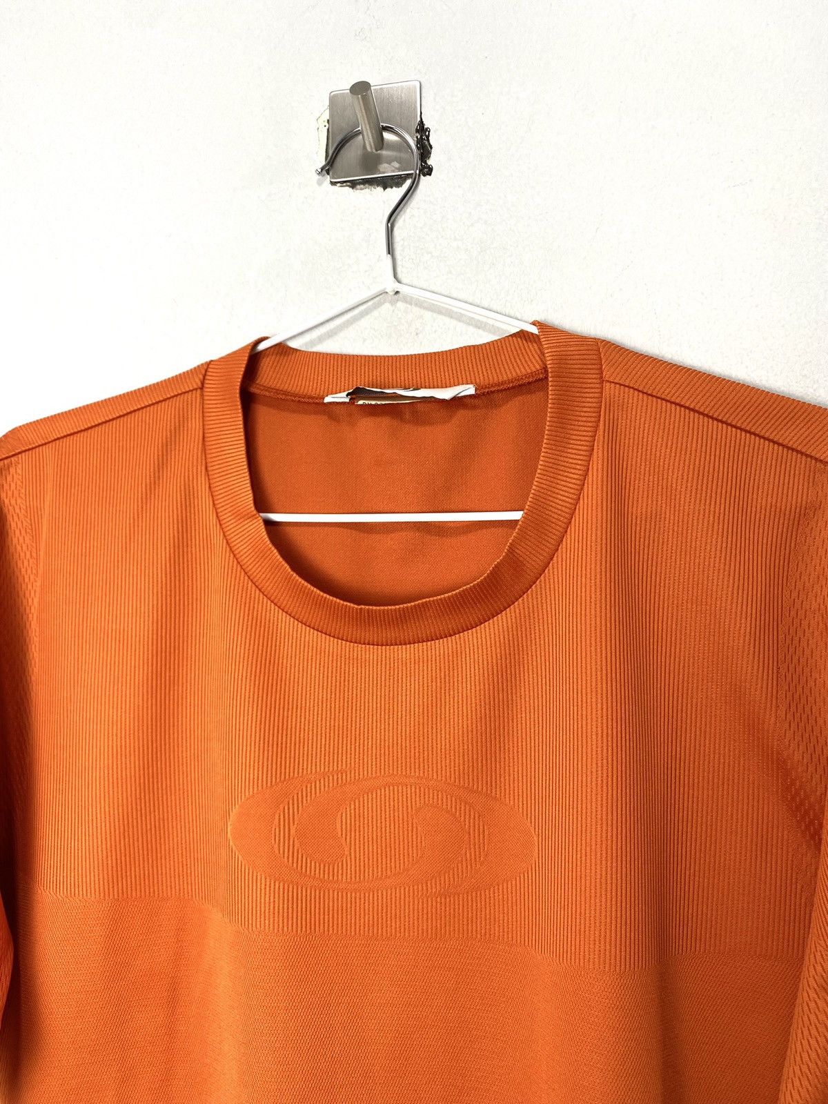 Other Vintage 2000’s Salomon Center Logo Archive T Shirt Gorpcore Size US M / EU 48-50 / 2 - 2 Thumbnail