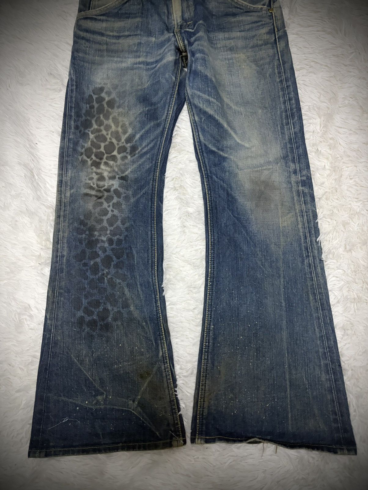 Le Grande Bleu (L.G.B.) Rare Lee leopard mudwash flared jeans Size US 31 - 2 Thumbnail