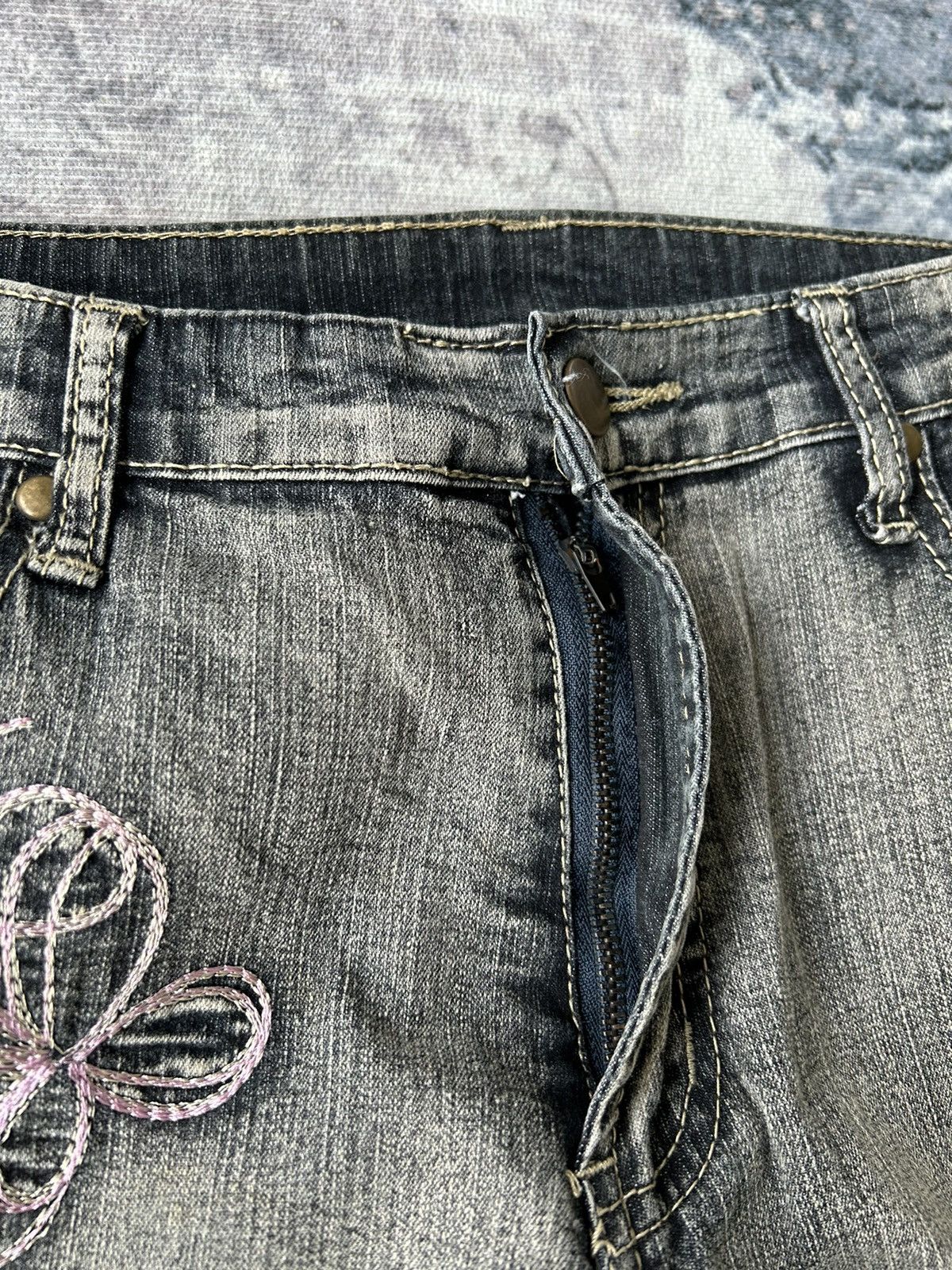 If Six Was Nine Embroidery Art Flower Flared Jeans Size US 29 - 13 Thumbnail