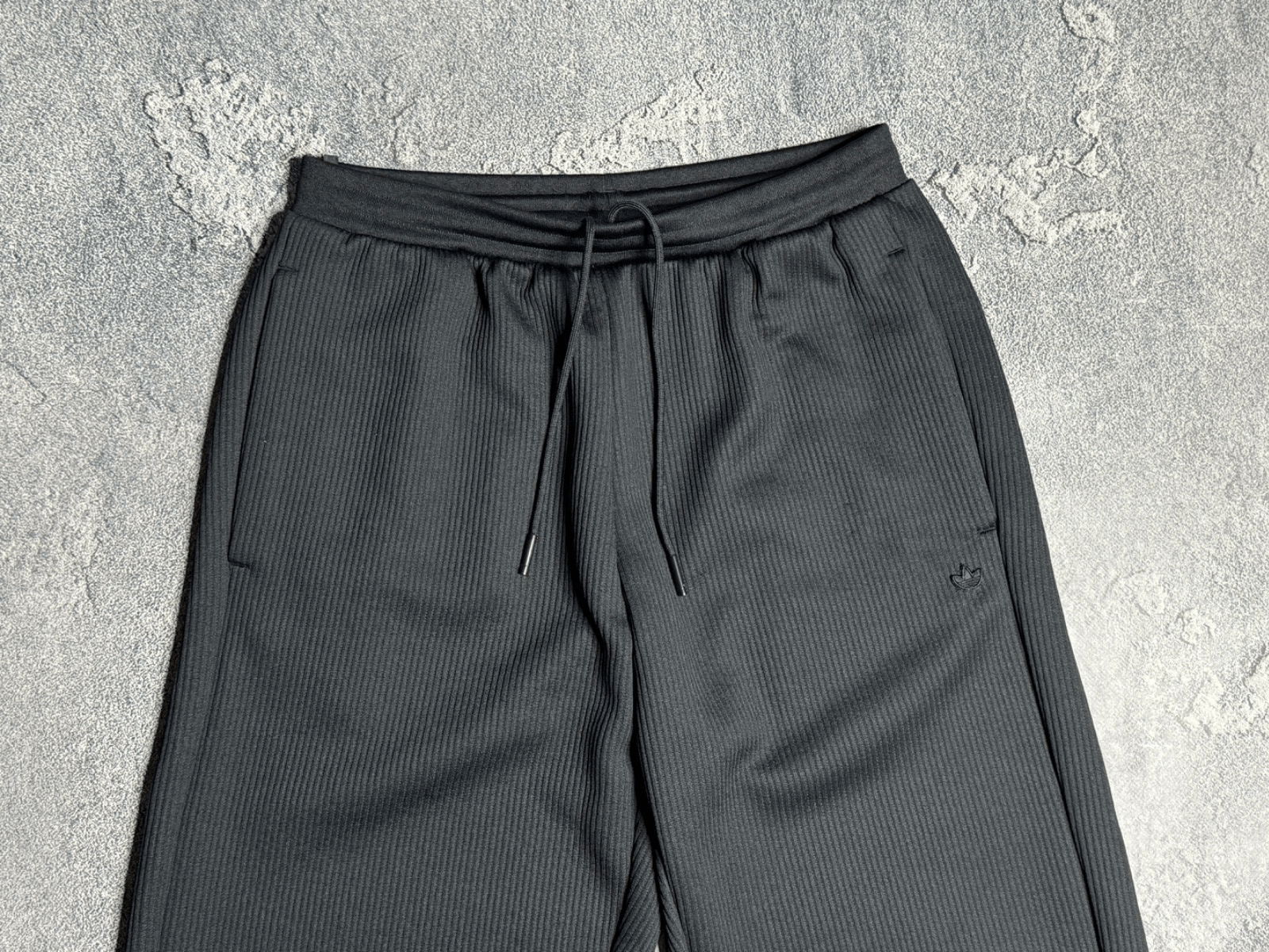 Adidas Adidas original men's pants M Size US 32 / EU 48 - 2 Thumbnail