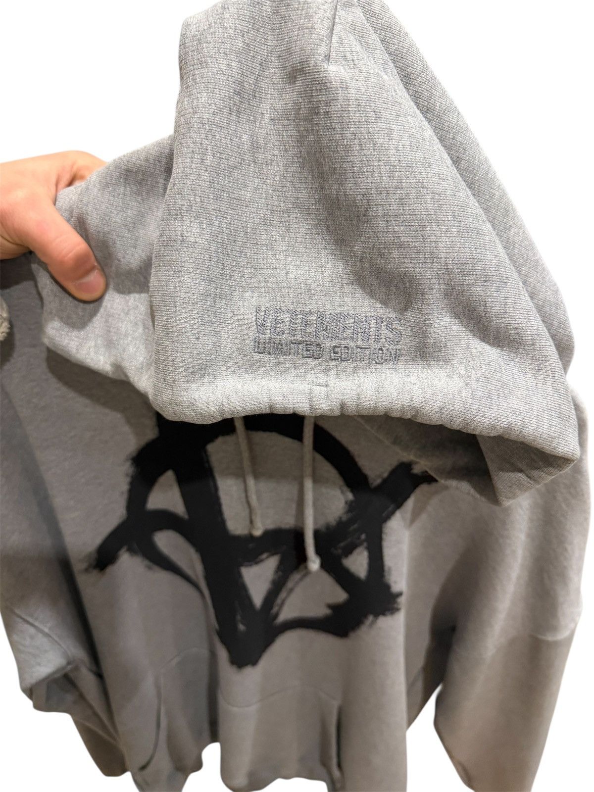 Vetements Vetements Anarchy Hoodie Guram Size US L / EU 52-54 / 3 - 3 Thumbnail