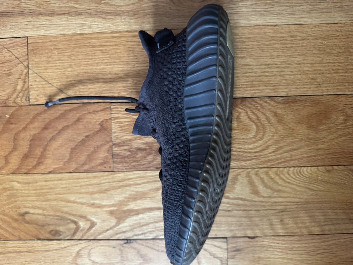 Yeezy Yeezy Boost 350 V2 Cinder Size US 10.5 / EU 43-44 - 3 Thumbnail