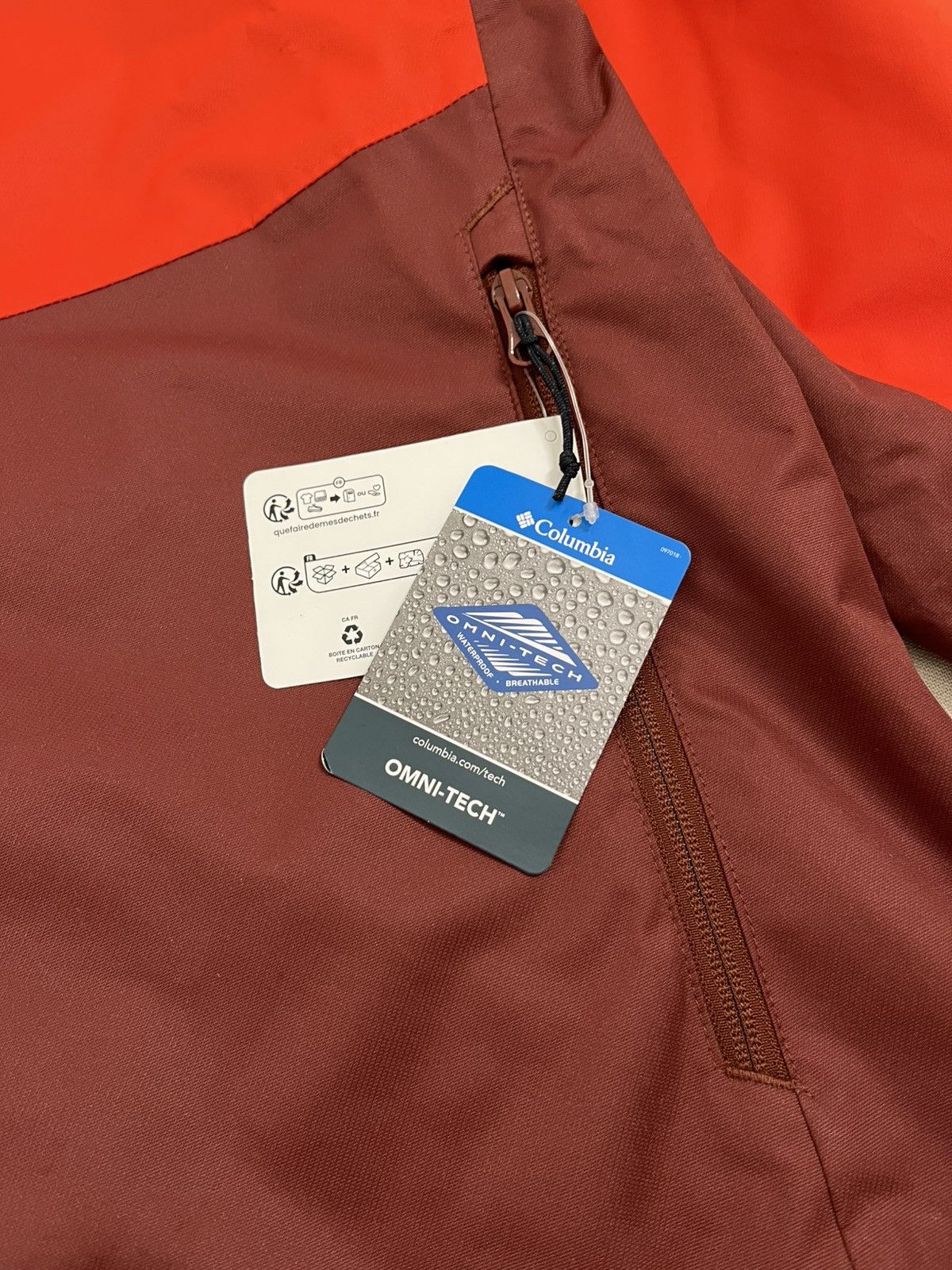 Columbia Columbia Omni-Tech Two-Tone Jacket, New with Tags Size US XL / EU 56 / 4 - 4 Thumbnail