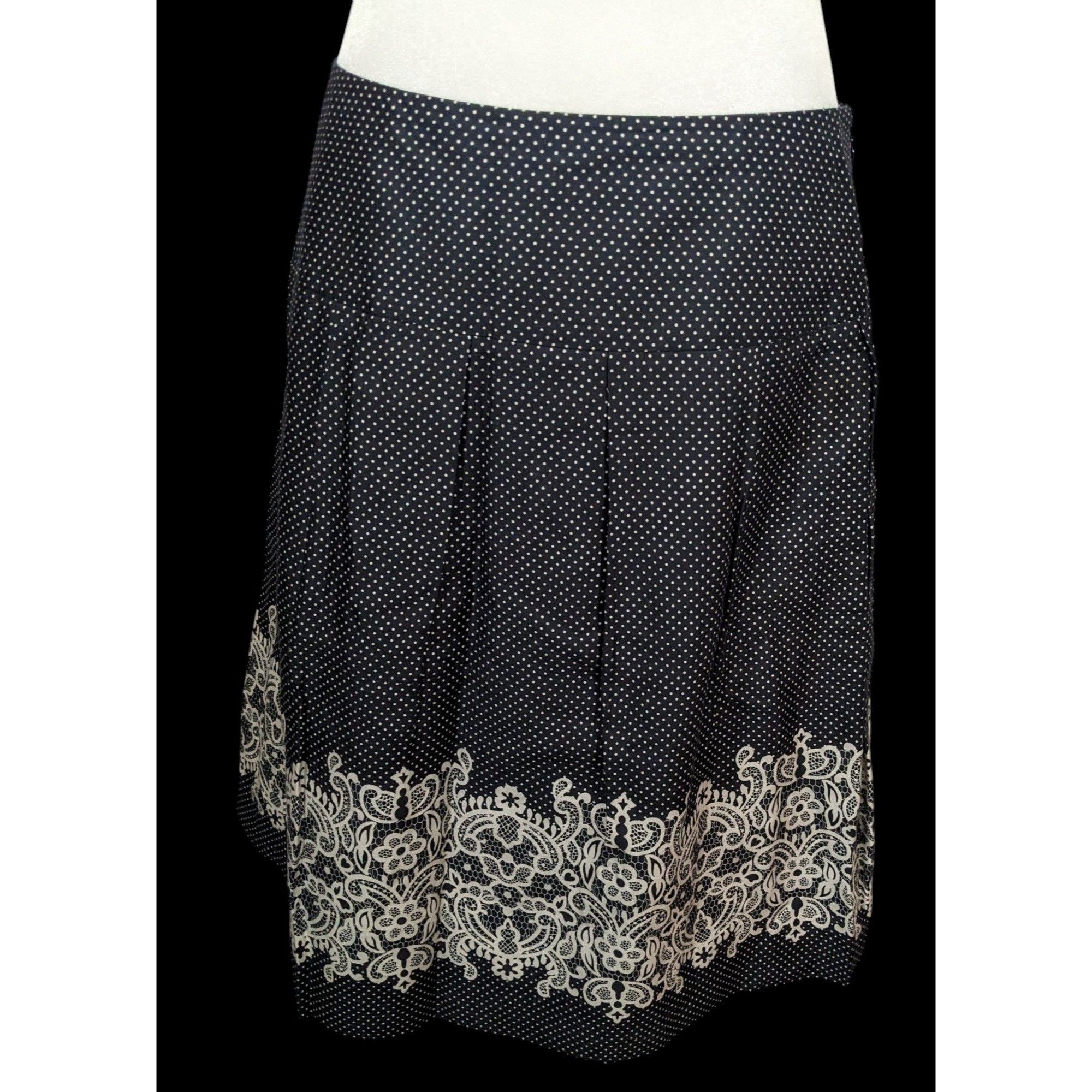 Loft Loft Black And White Polka Dot Lace Print Skirt Size 27" / US 4 / IT 40 - 1 Thumbnail