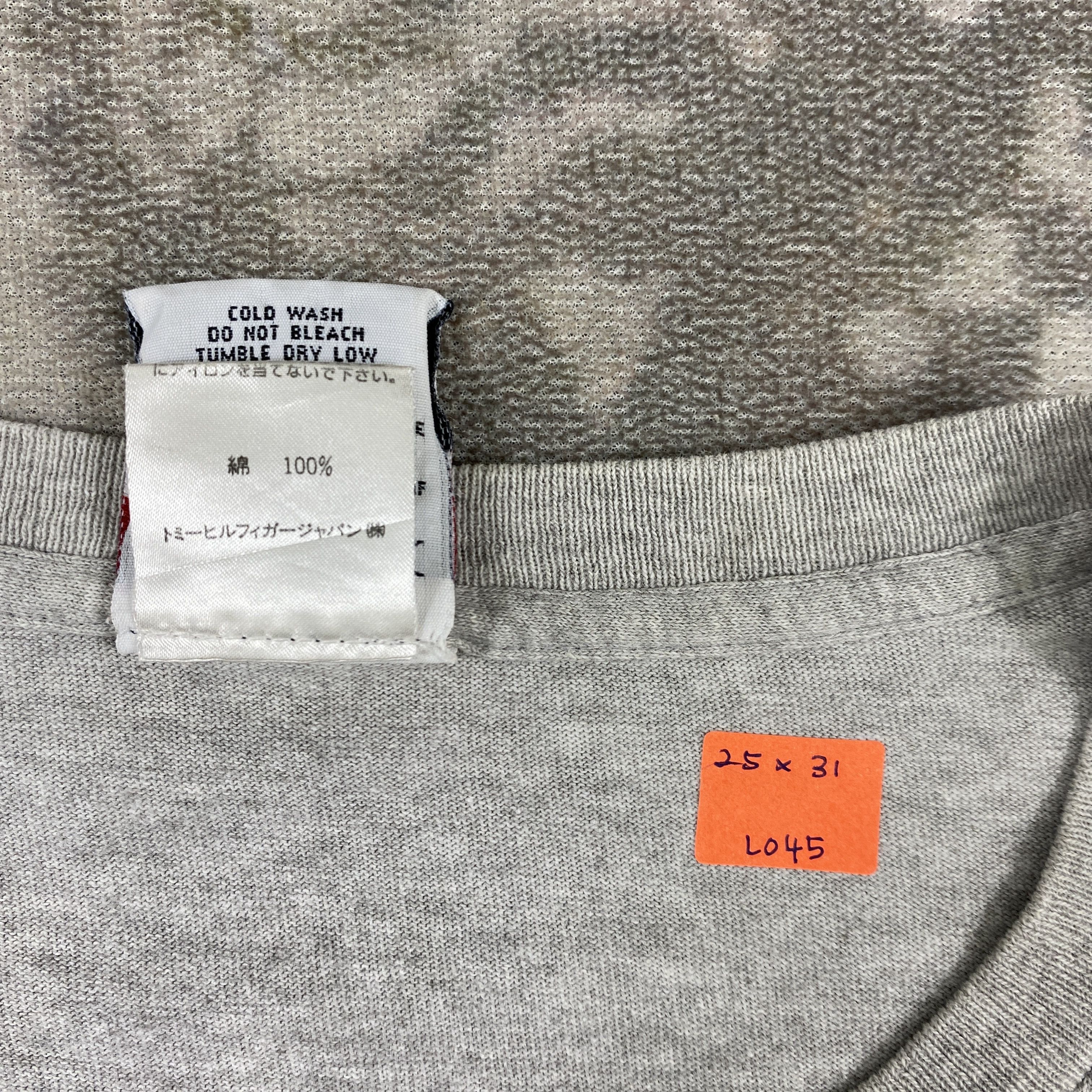 Tommy Hilfiger Vintage 90s Tommy Hilfiger Big Logo Spell Out T-Shirt - L045 Size US XL / EU 56 / 4 - 3 Thumbnail