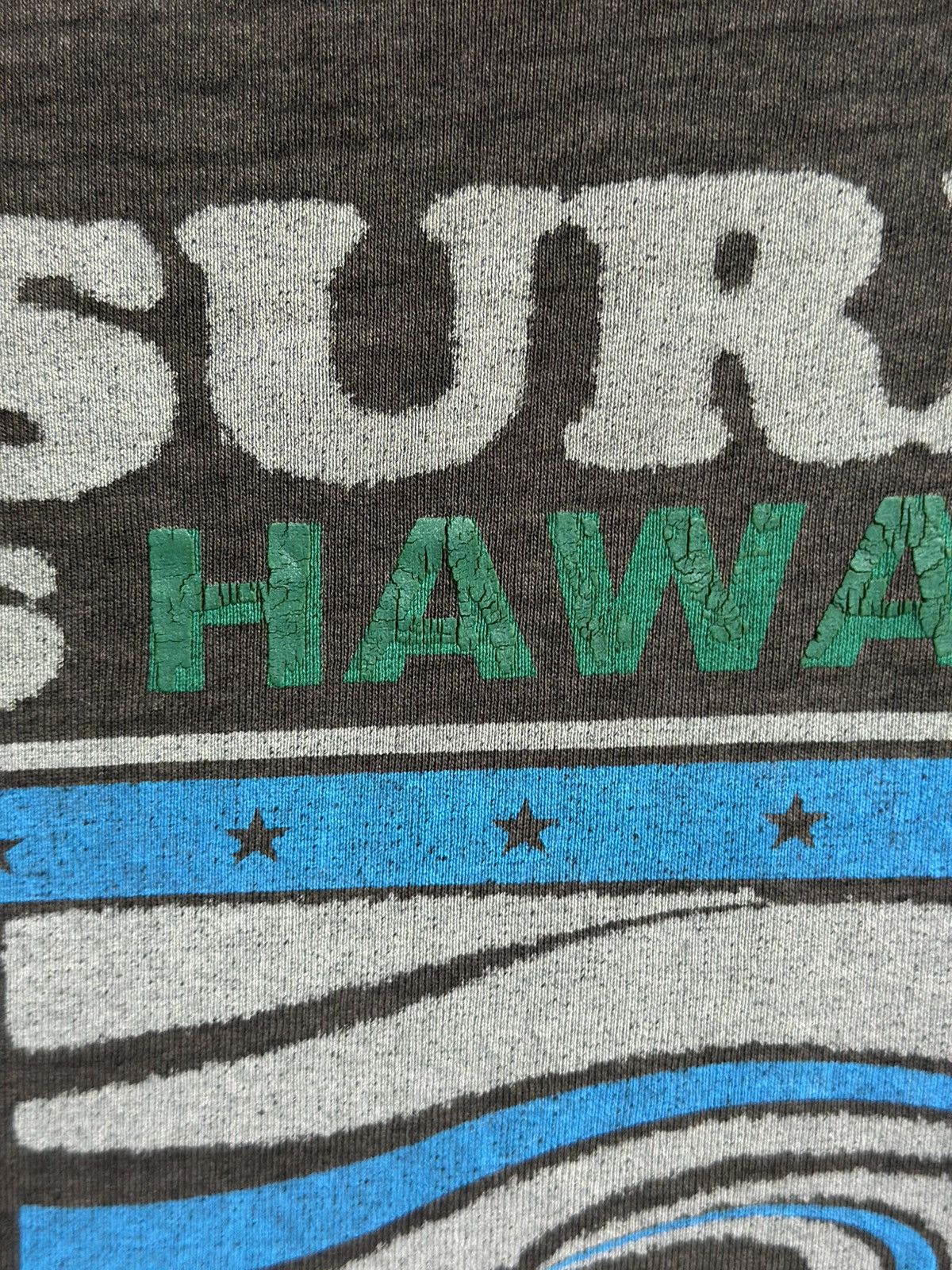 Vintage Thrashed Vintage T&C Surf Design Hawaii Sun Faded Tee Size US M / EU 48-50 / 2 - 6 Thumbnail