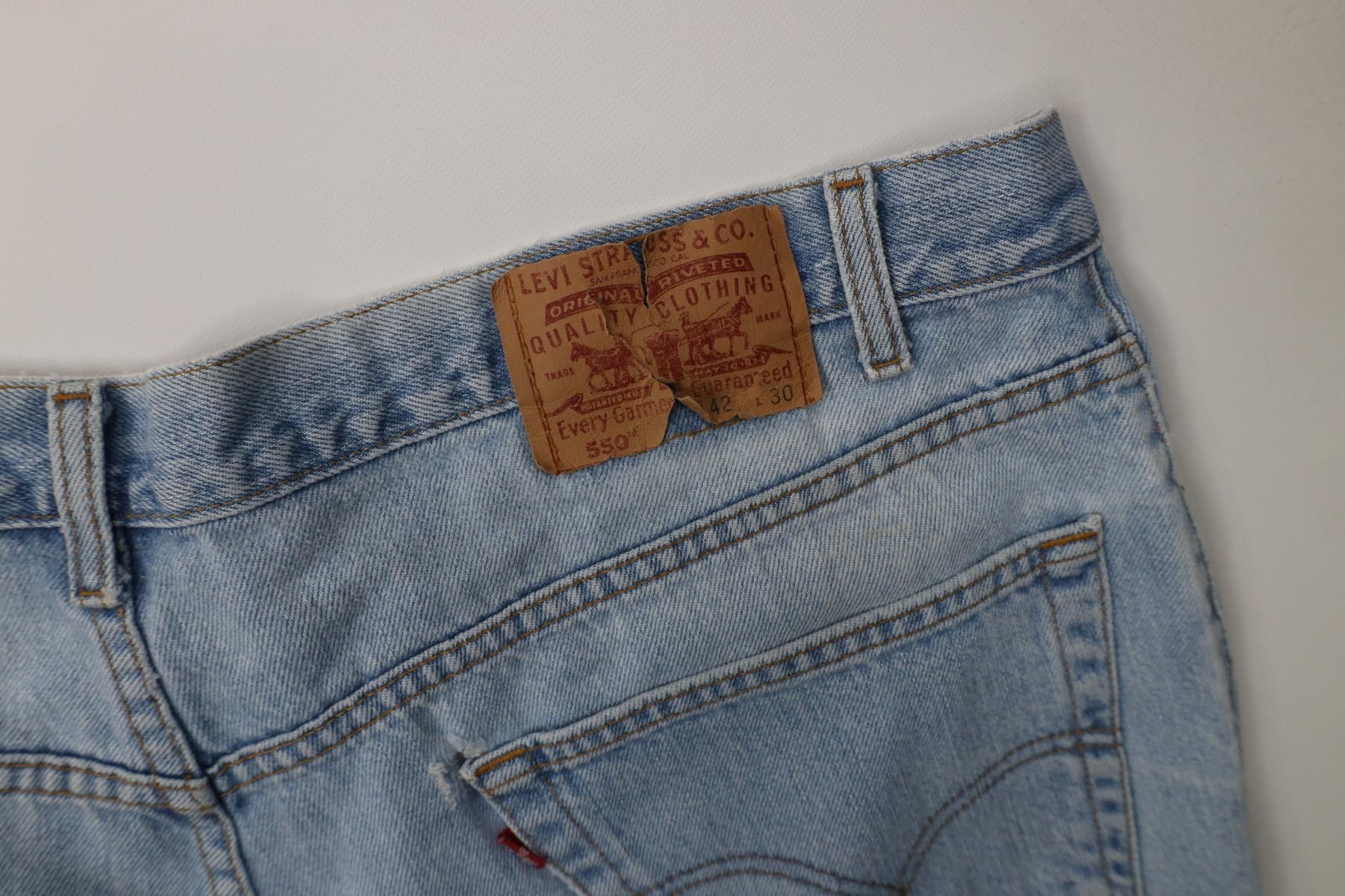 Levi's Vintage 90s Levis 550 Relaxed Fit Denim Jeans Blue Cotton Size US 42 / EU 58 - 17 Thumbnail
