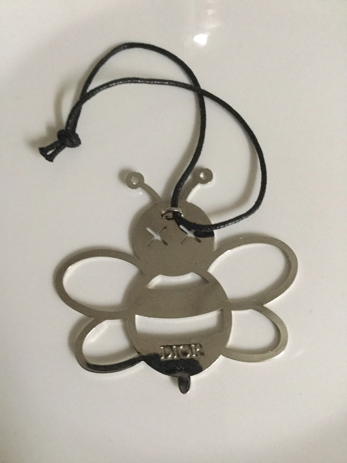 Dior × Kaws Dior x KAWS Bee Metal Ornament Size ONE SIZE - 3 Thumbnail