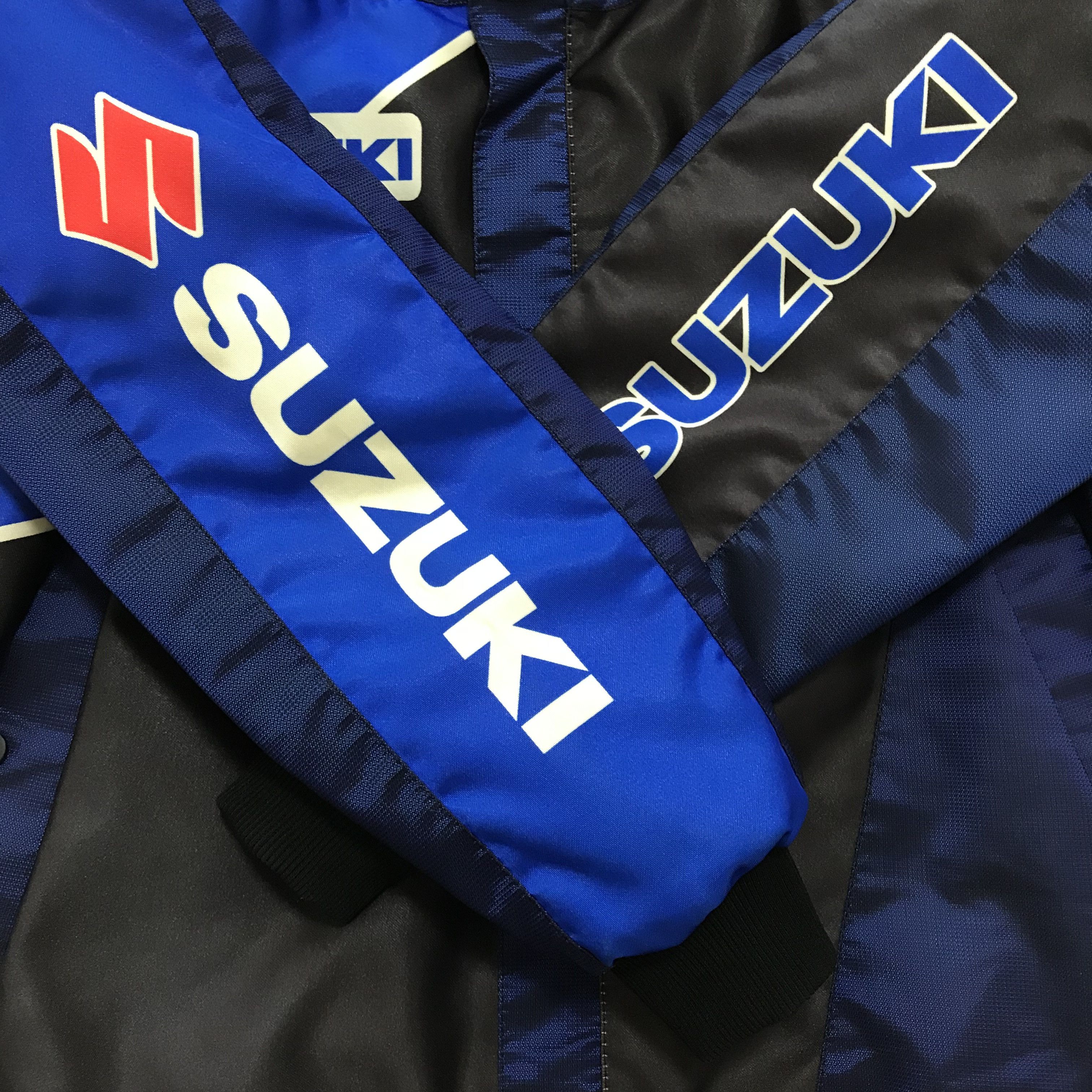 Vintage SUZUKI Kenny Roberts Racing Vintage Bomber Jacket 80s 90s Size US S / EU 44-46 / 1 - 8 Thumbnail