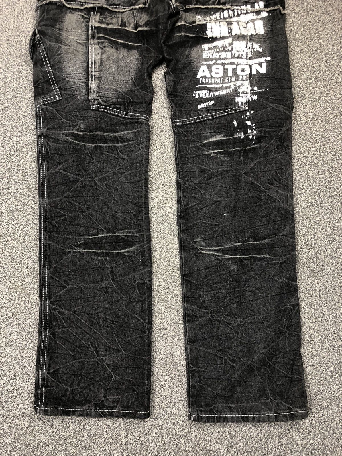 Japanese Brand Japanese Brands ASTON Faded Double Waist Cargo Jeans Size US 32 / EU 48 - 21 Thumbnail