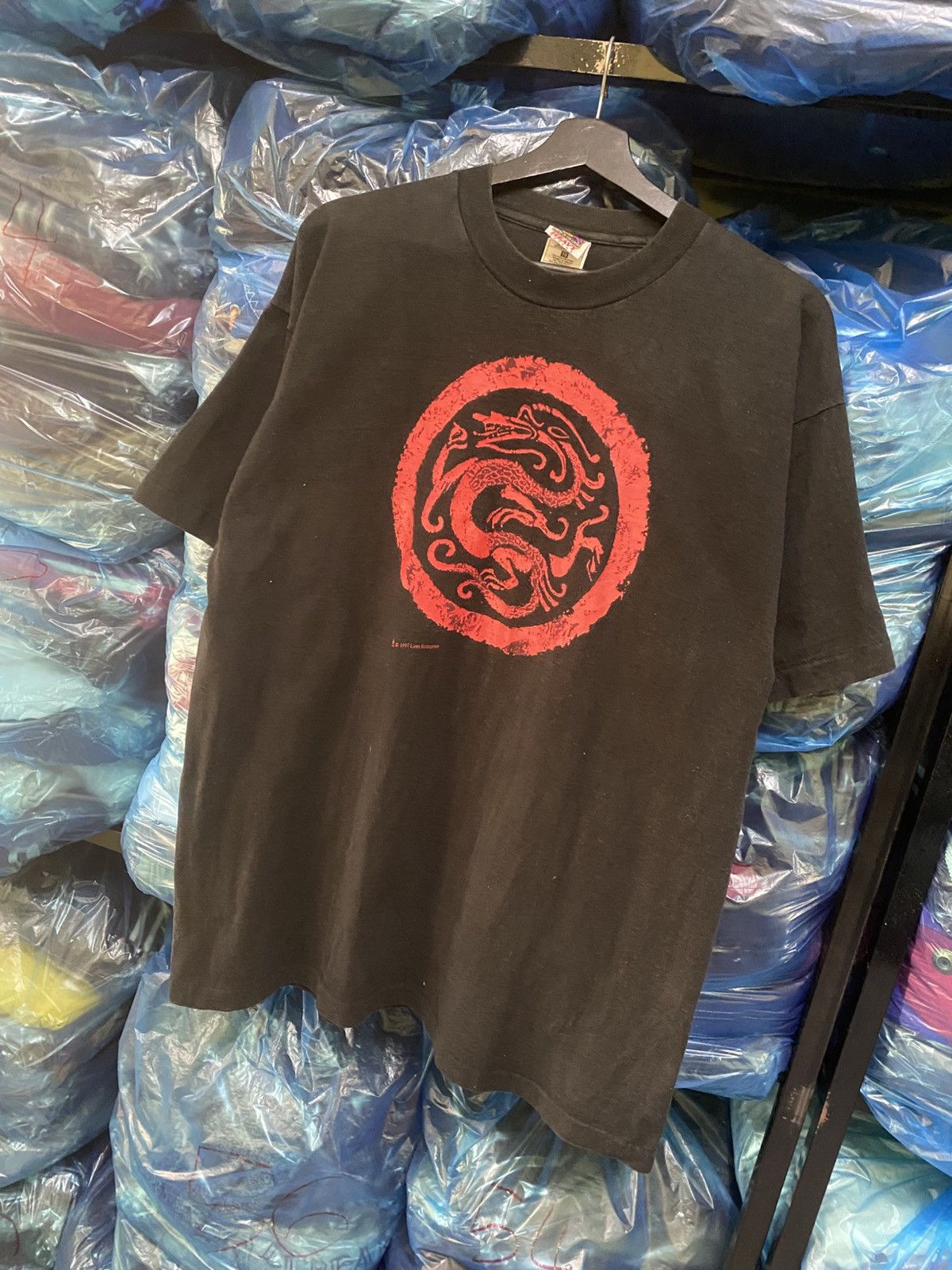 Other Vintage 1997 Liren Enterprise Red Dragon Graphic Tee Size US XL / EU 56 / 4 - 2 Thumbnail
