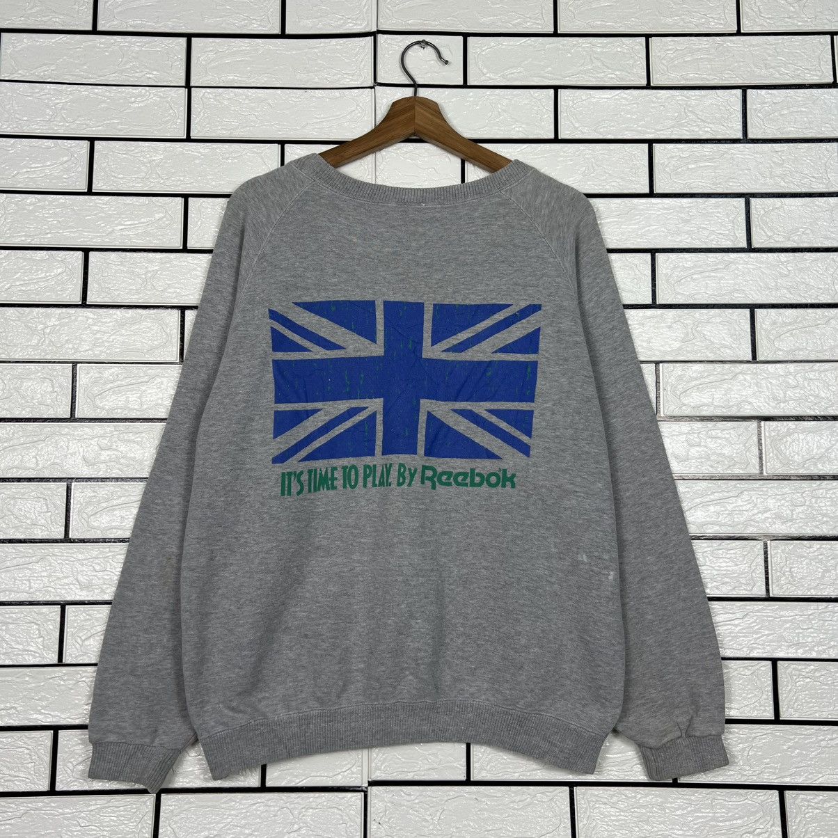 Vintage 90's REEBOK Big Logo Crewneck Sweatshirt #3977-C181
