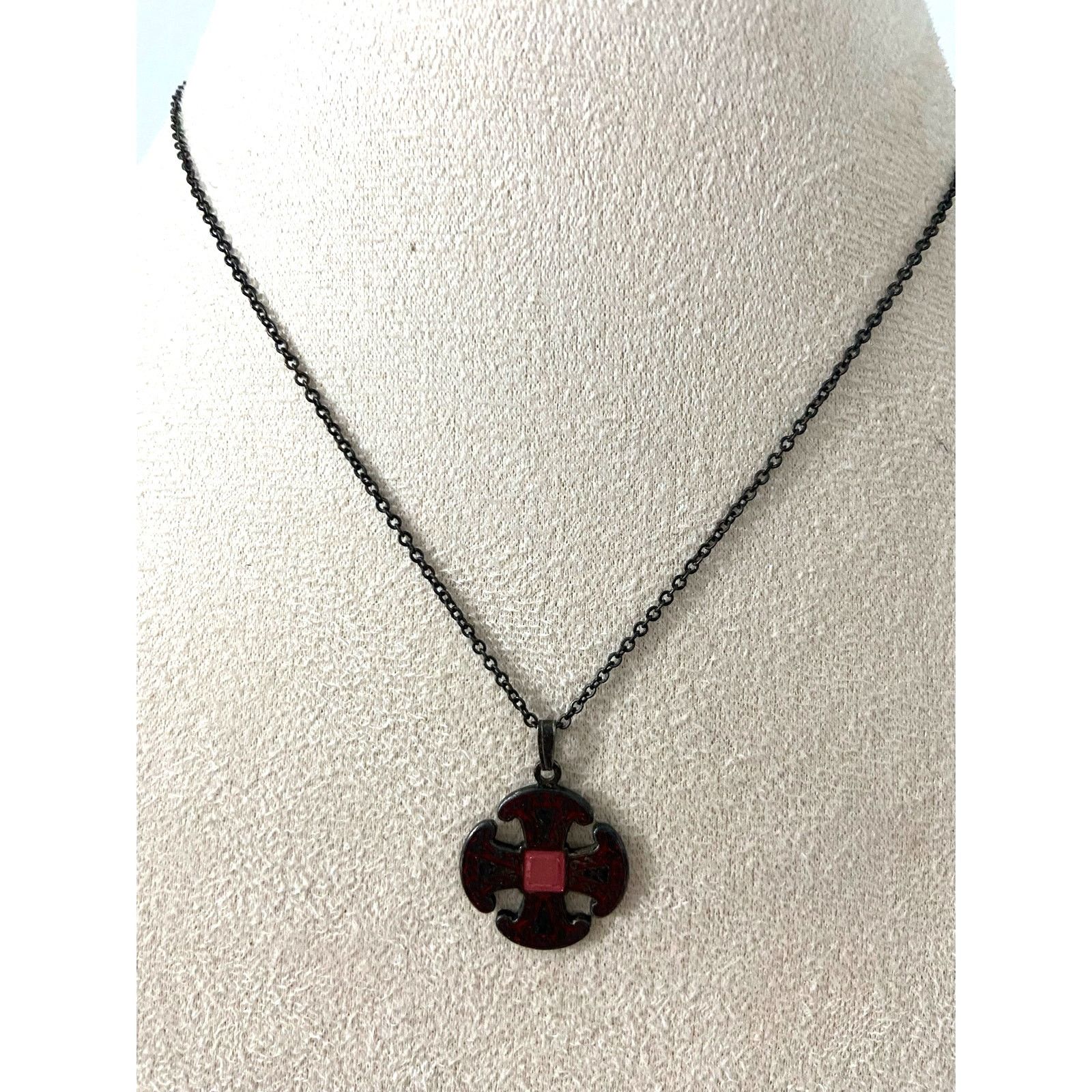 Handmade Vintage cross pendant necklace Size ONE SIZE - 1 Thumbnail