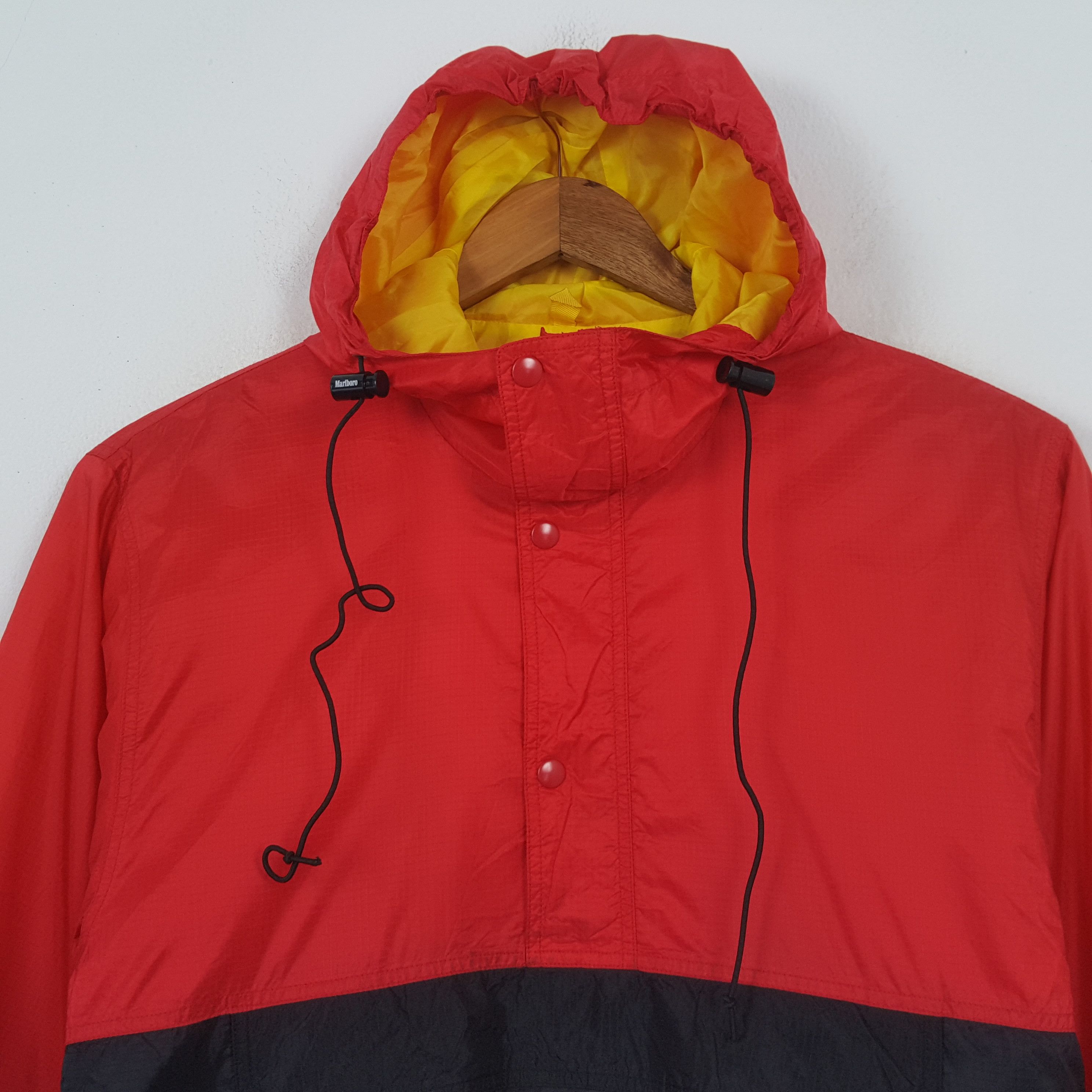 Marlboro Vintage Marlboro Formula One Racing Windbreaker Hoodie RR3 Size US M / EU 48-50 / 2 - 2 Thumbnail