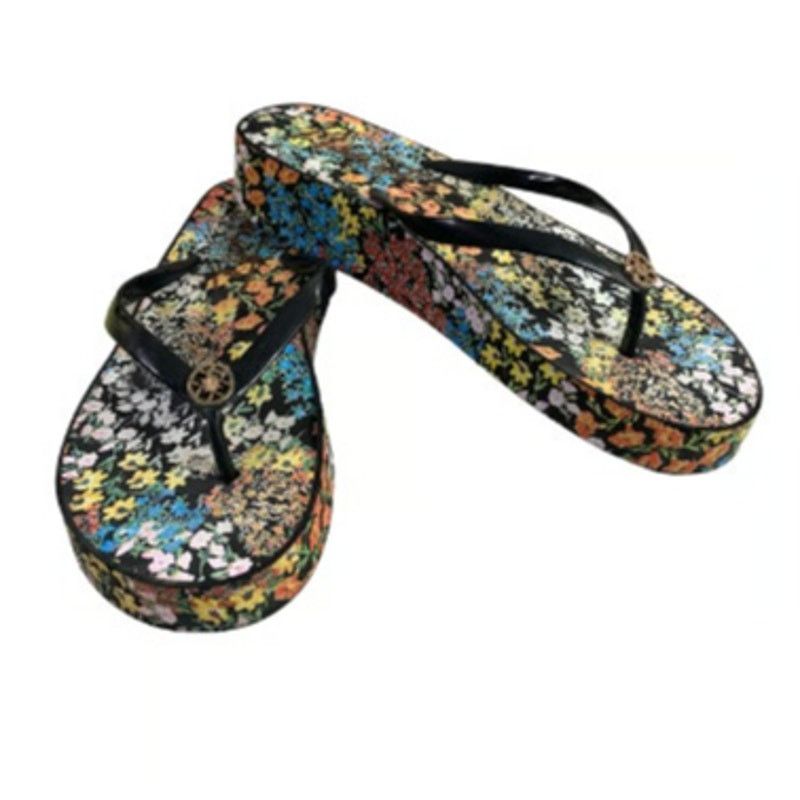 Nanette Lepore Nanette Lepore Women's Size 9 Flip Flop Sandals Floral Beach Size US 9 / IT 39 - 1 Thumbnail