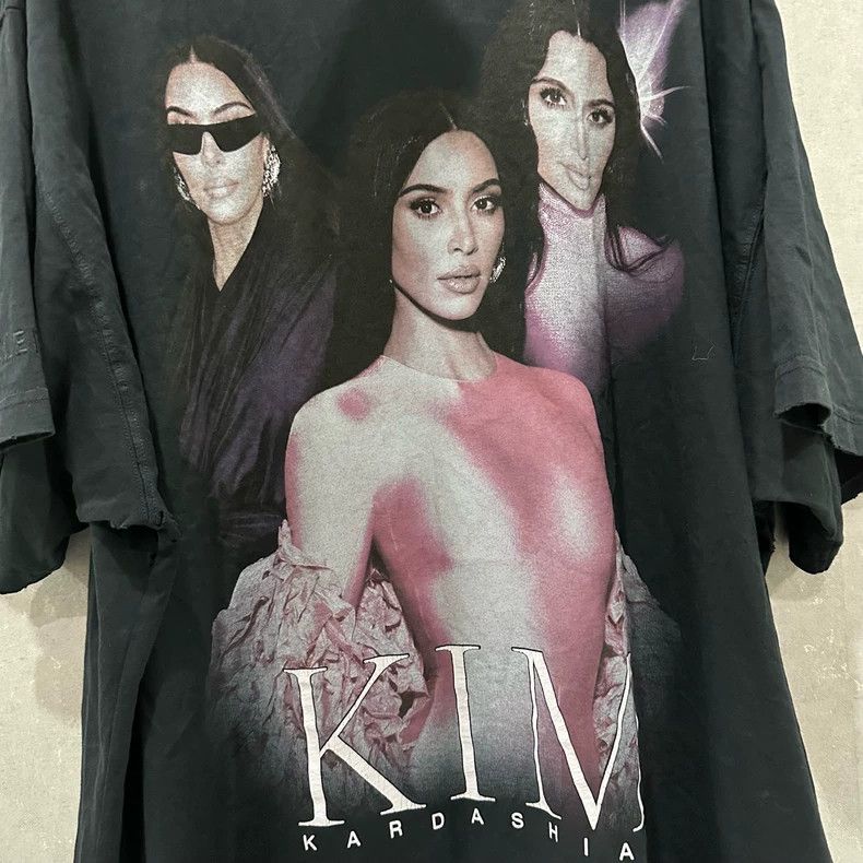 Balenciaga Balenciaga Kardashian Portrait Photo Short Sleeve Size US XL / EU 56 / 4 - 4 Thumbnail