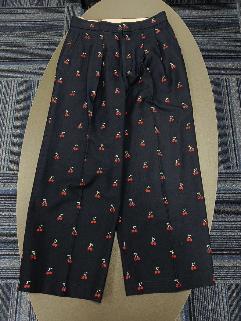 Gucci Gucci Full-print cherry fashion casual suit 2504-Nextarrow Size XS / US 0-2 / IT 36-38 - 6 Thumbnail