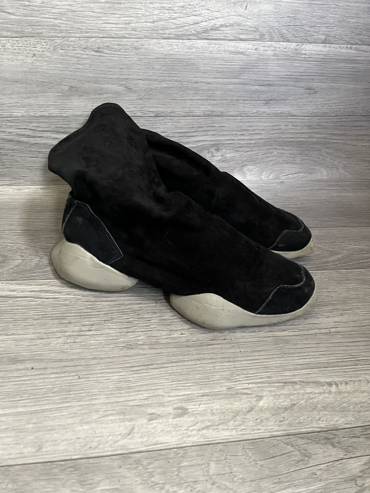 Rick Owens Rick owens x adidas runner strech black suedesneakers sz 40 Size US 7 / EU 40 - 5 Thumbnail