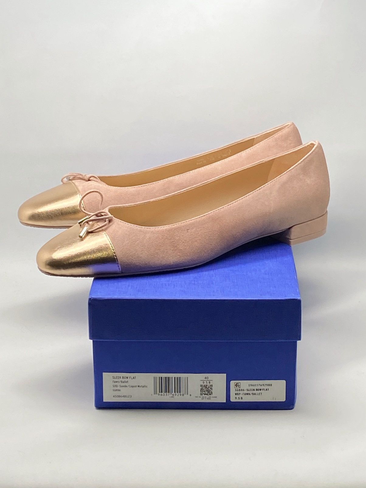 Stuart Weitzman Stuart Weitzman Cap Toe Suede Ballet Flats size 9.5 Size US 9.5 / IT 39.5 - 10 Thumbnail
