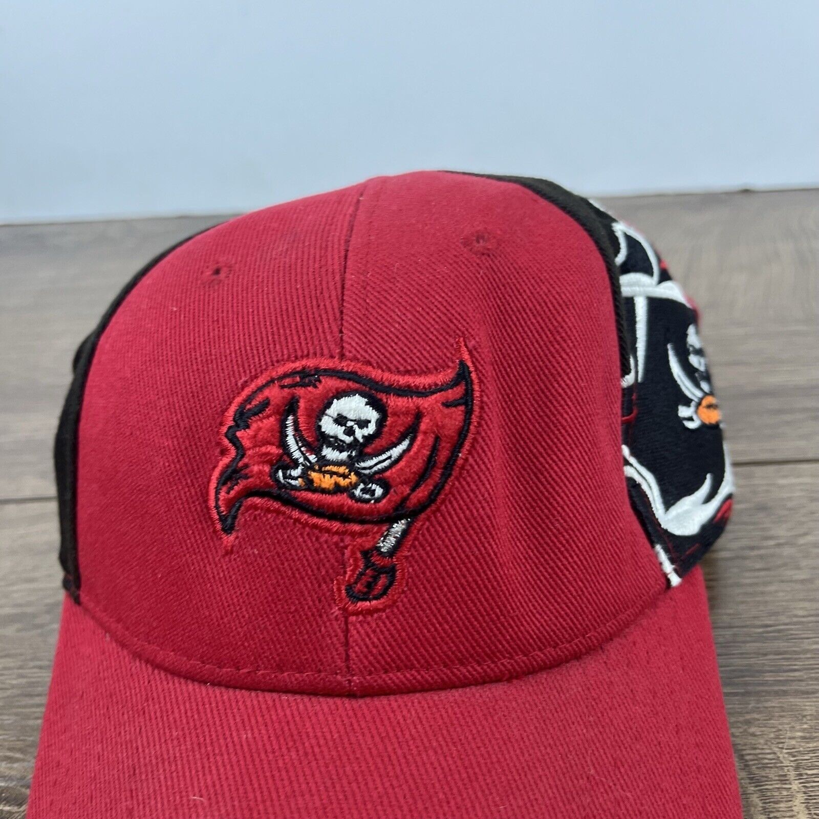 Other Tampa Bay Buccaneers NFL Hat Red Cap Adjustable Hat Red Adul Size ONE SIZE - 7 Thumbnail