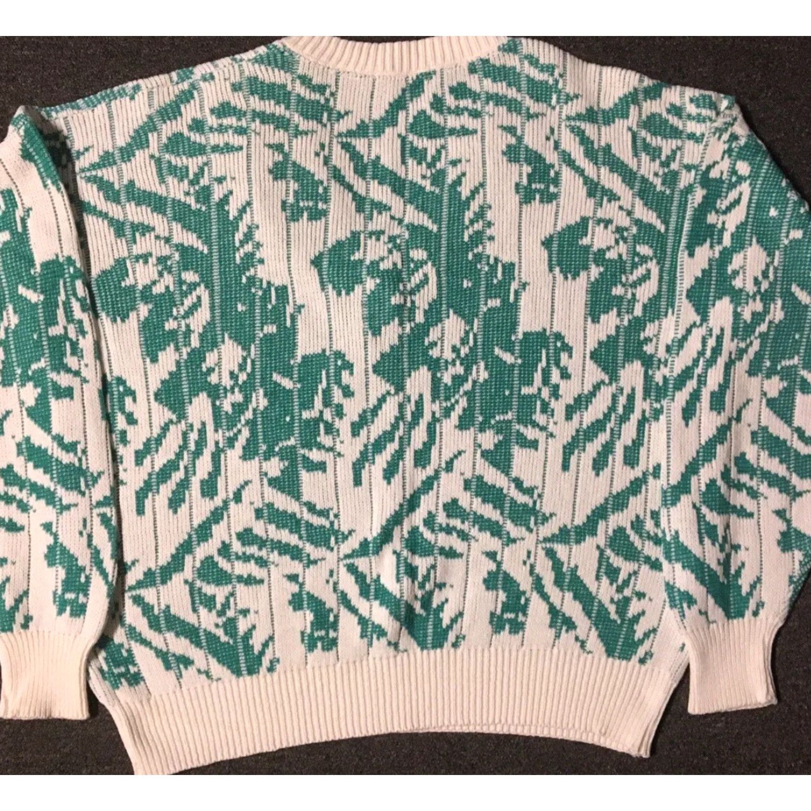 Vintage VINTAGE 90s Abstract Knit Sweater Women L Green USA Flower Art 80s 90s Heart Pullover Size L / US 10 / IT 46 - 4 Thumbnail
