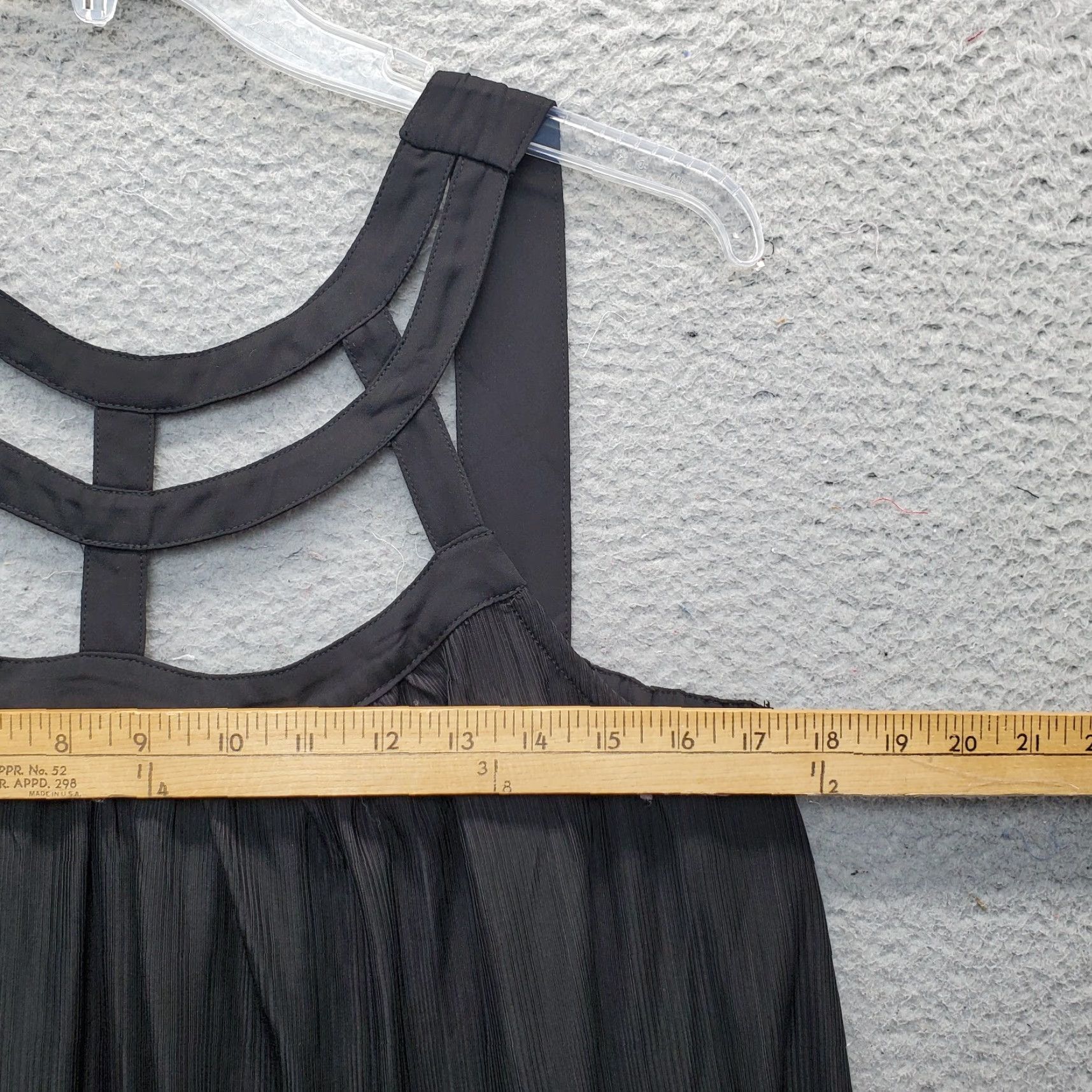 Torrid Torrid Womens Size 0 Black Strappy Swing Tank Top Crepe Pleated Pullover Sleeveless Size XS / US 0-2 / IT 36-38 - 3 Thumbnail