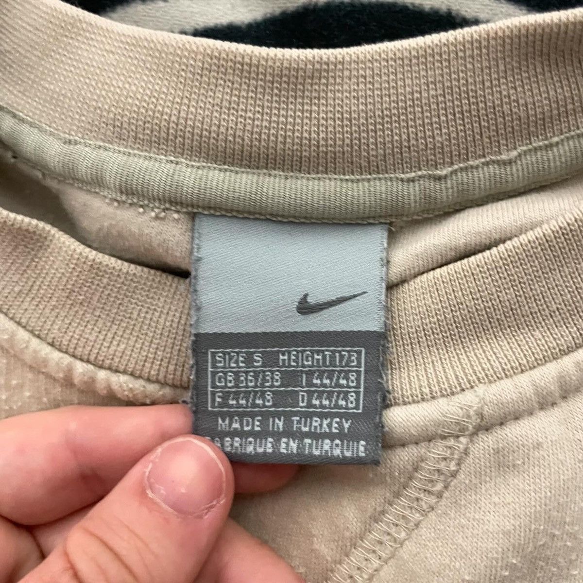 Nike × Vintage Vintage 90s Nike Crewneck Sweatshirt Big Logo Y2K Size US S / EU 44-46 / 1 - 3 Thumbnail