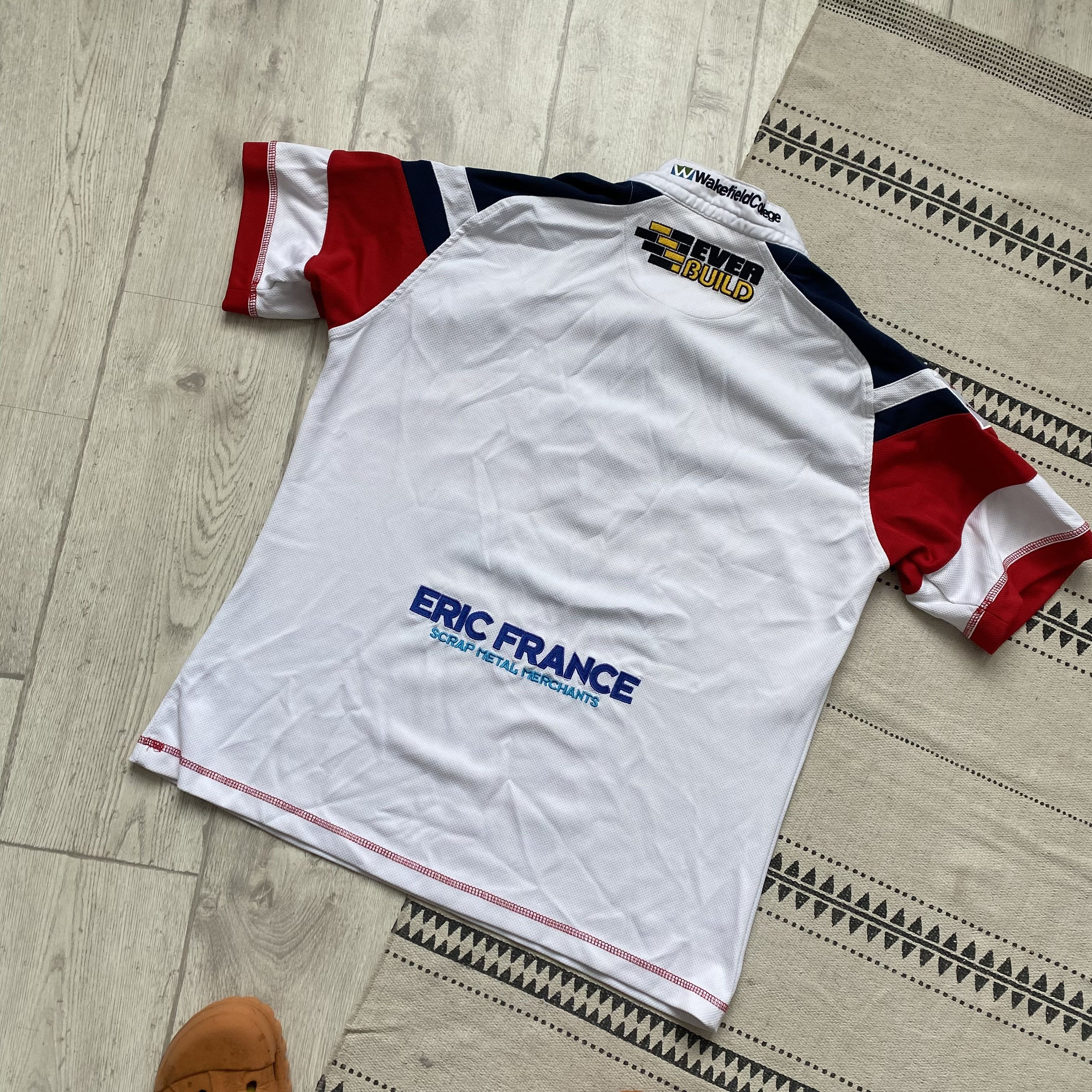 Cotton Traders 🏈 Vintage England Wakefield Wildcats rugby jersey Heavy tee Size US L / EU 52-54 / 3 - 10 Thumbnail