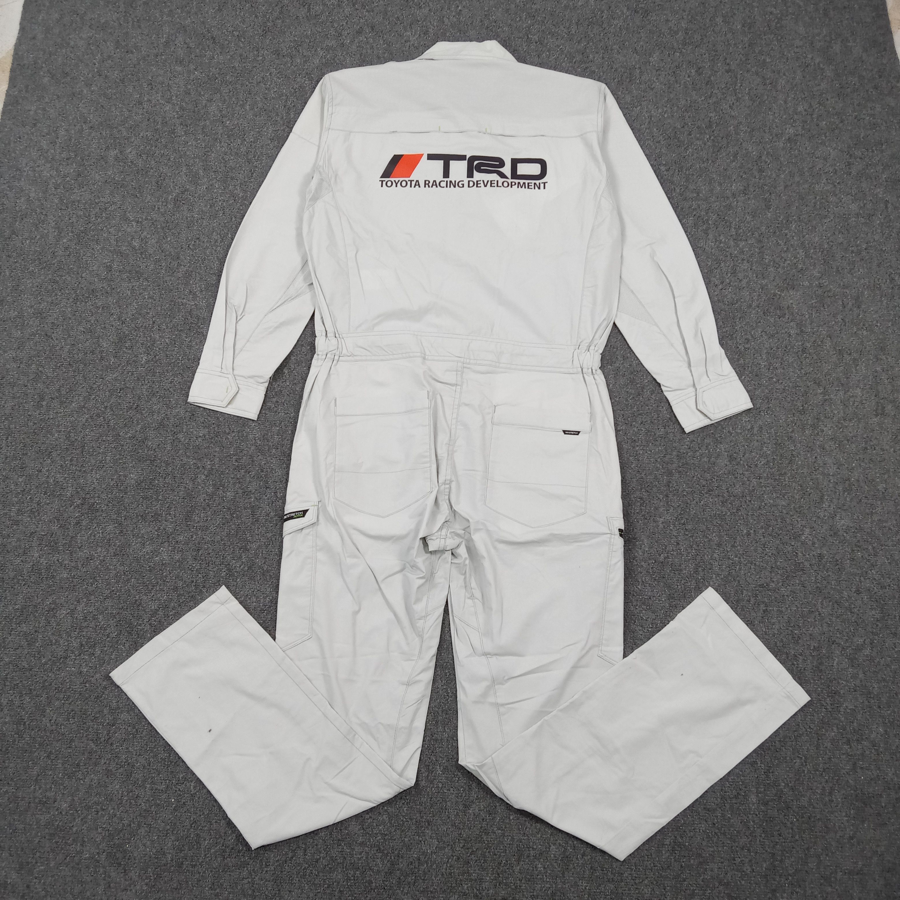 Japanese Brand TRD Toyota Motor Sports Custom Logo Coverall C283N22 Size US M / EU 48-50 / 2 - 1 Thumbnail