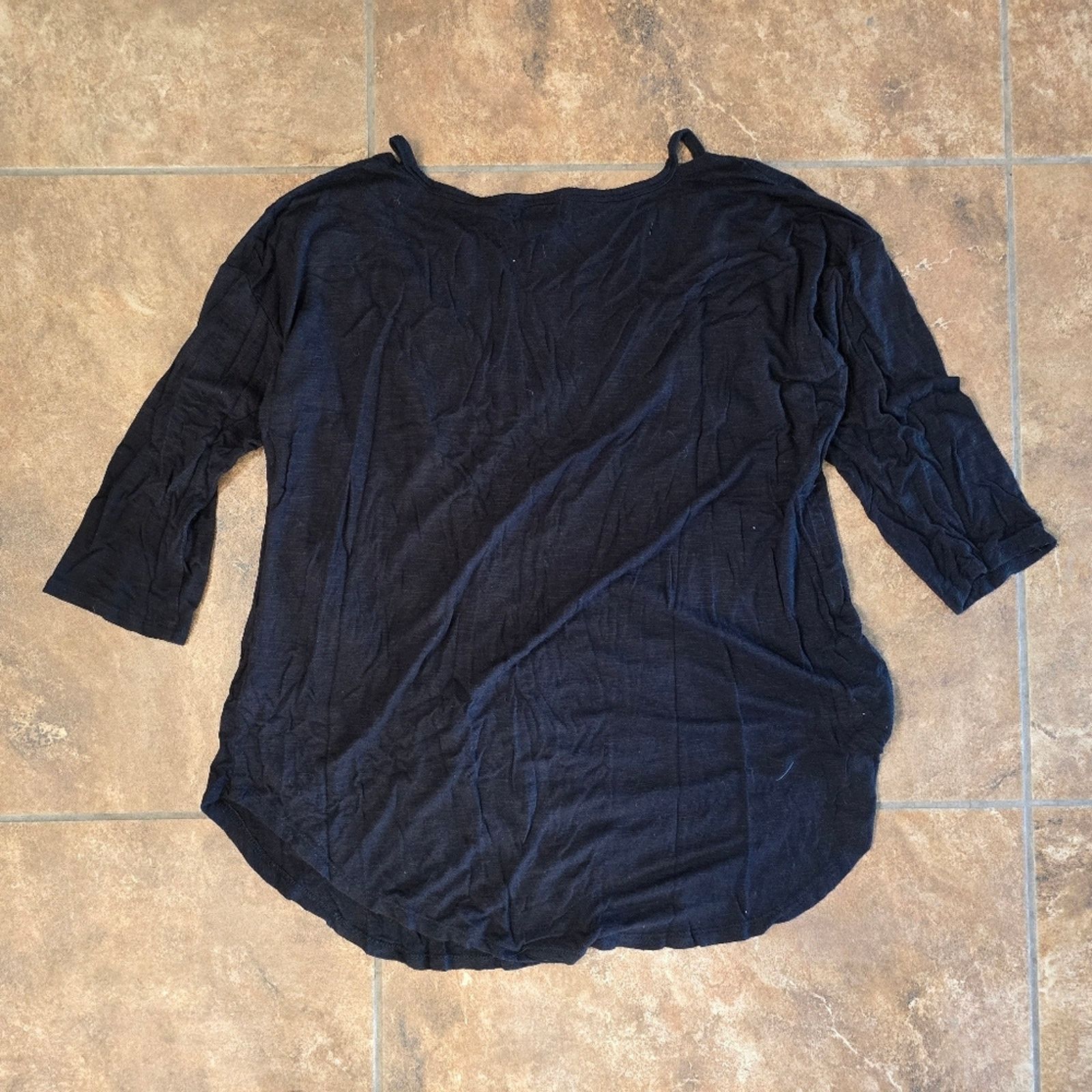 Other Black | ONE WORLD | Vneck 3/4 Sleeve Size M / US 6-8 / IT 42-44 - 2 Thumbnail