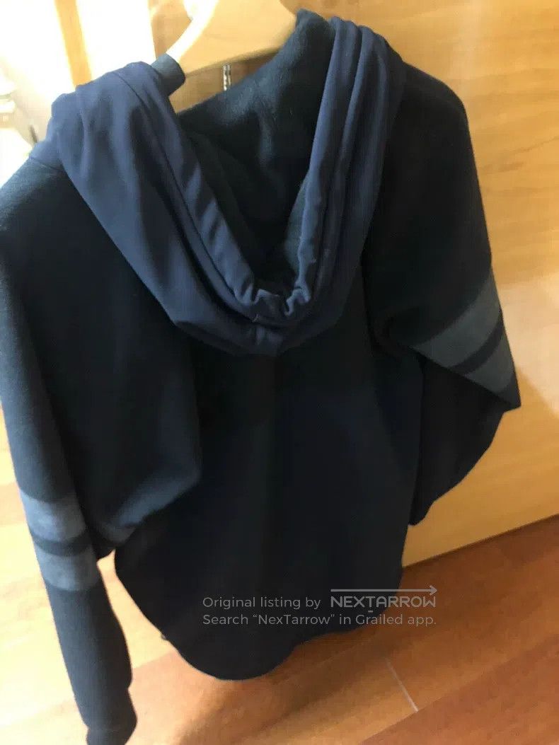 Givenchy Givenchy Men's black hooded sweatshirt - fashion model Size US XS / EU 42 / 0 - 3 Thumbnail