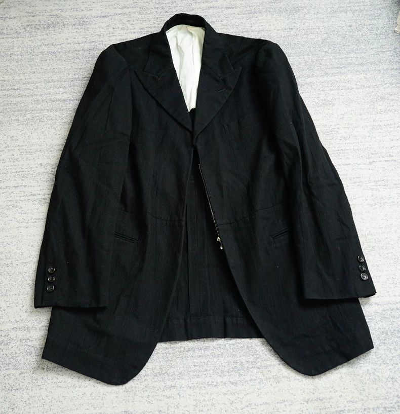 Comme des Garcons Comme Des Garcons SSilhouette jacket, suit, medium length Size US S / EU 44-46 / 1 - 1 Thumbnail