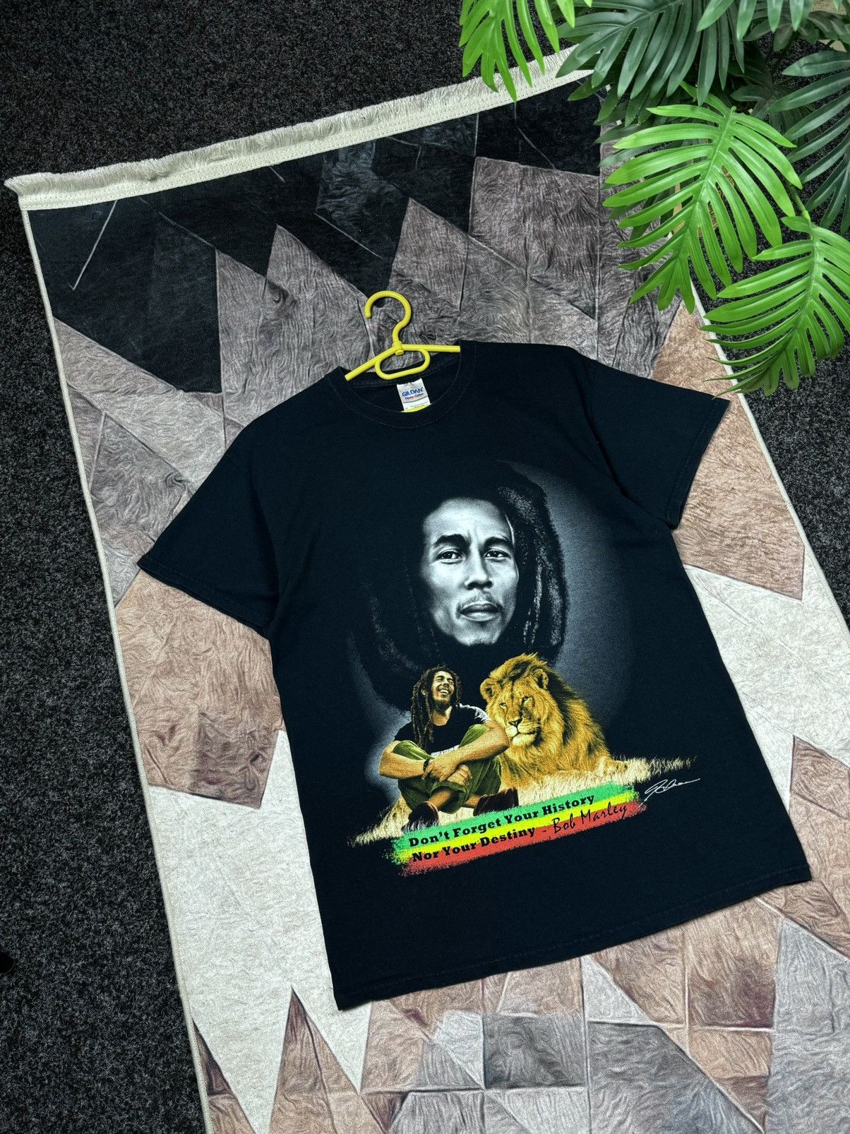 Vintage BOB MARLEY RASTA TEE T-SHIRT SIZE M Size US M / EU 48-50 / 2 - 9 Thumbnail