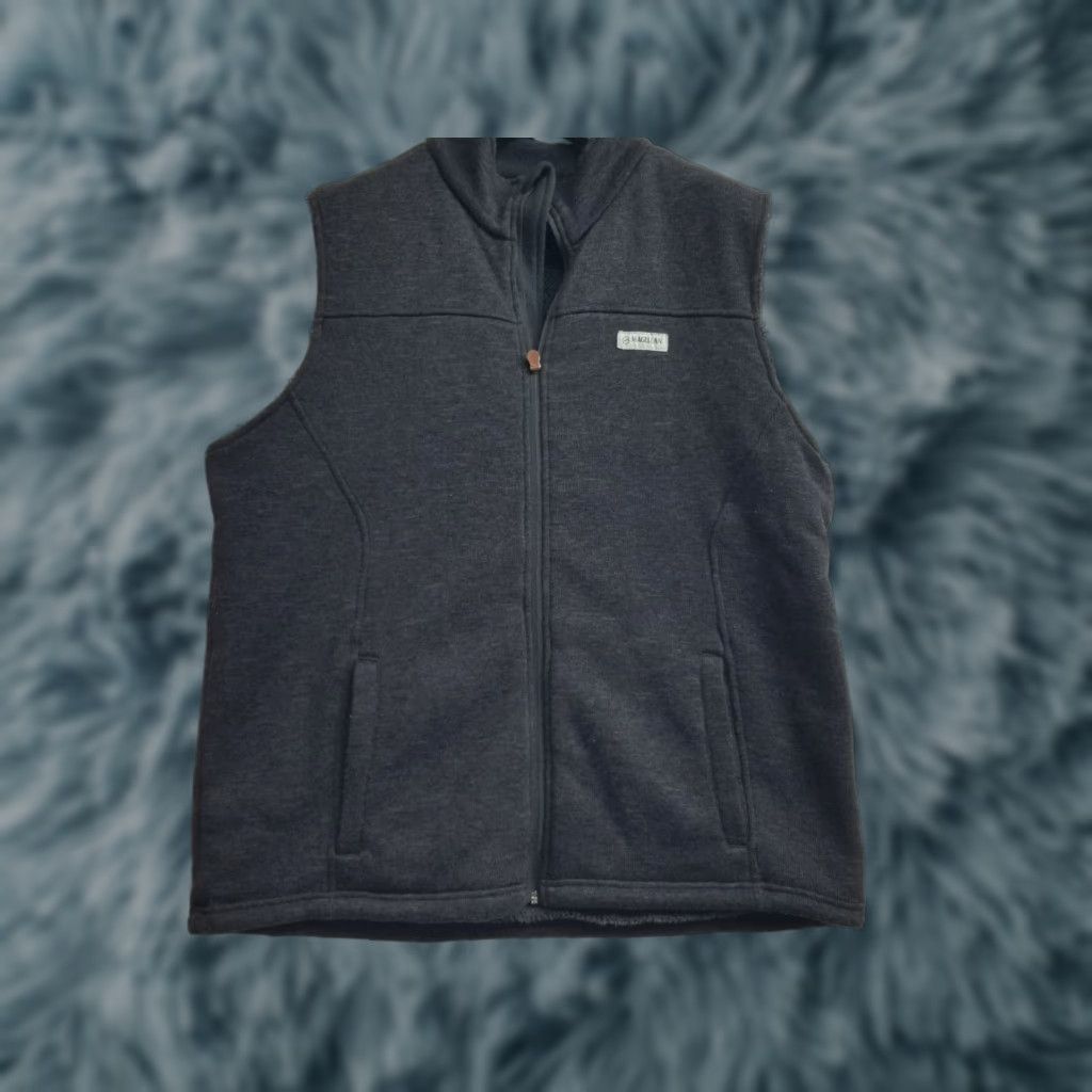 Vintage VINTAGE Magellan Fleece Lined Charcoal Gray Sweater Vest 2XL Men’s Vest Lined Gray Mens Size US XXL / EU 58 / 5 - 1 Thumbnail