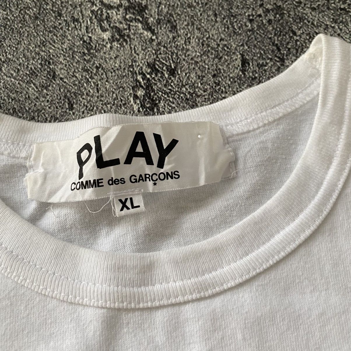 Comme des Garcons × Comme des Garcons PLAY × Junya Watanabe Comme Des Garcons Play Logo Tshirt Size US XL / EU 56 / 4 - 4 Thumbnail