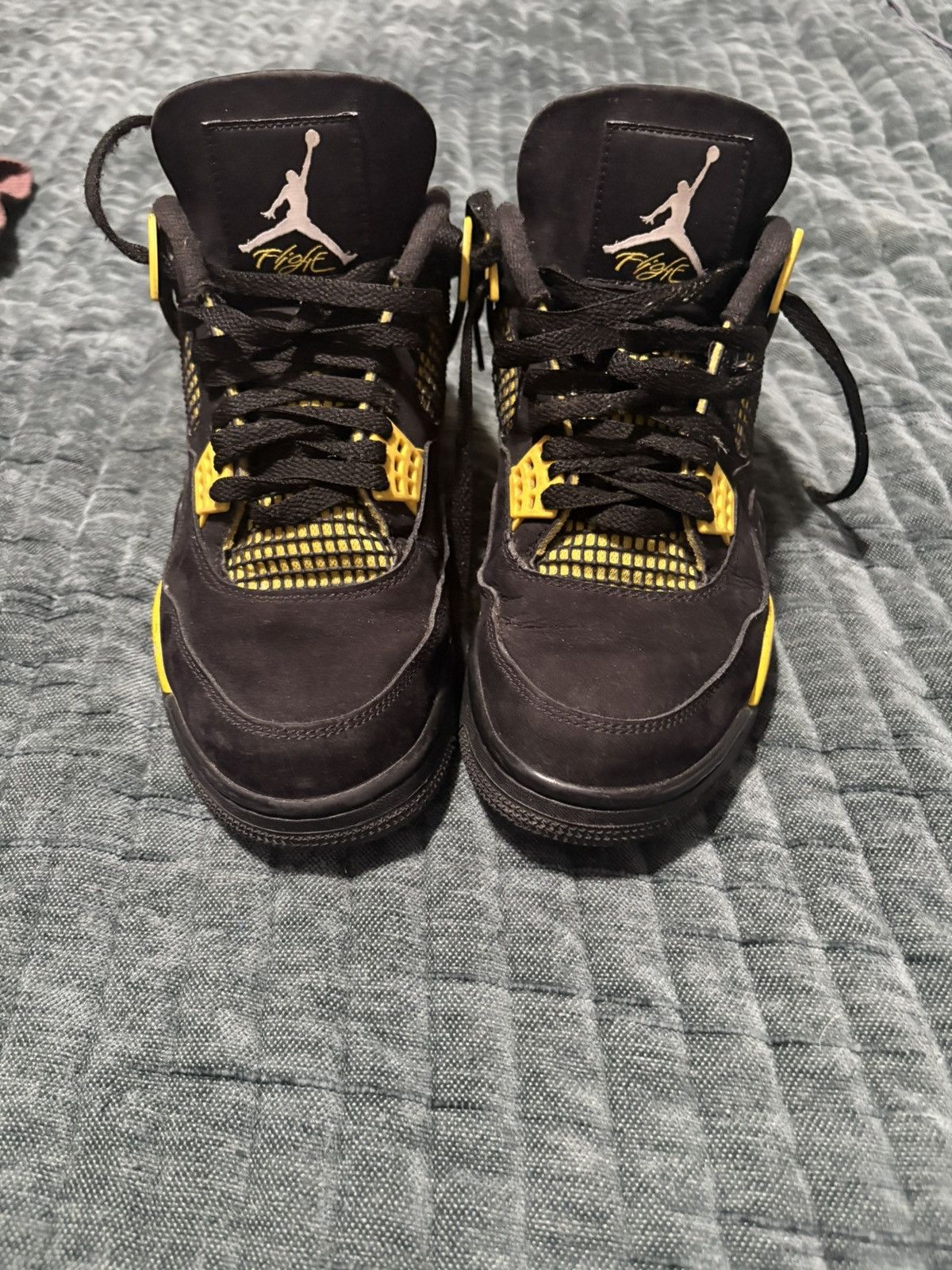 Jordan Brand Air Jordan 4 Thunder 2023 Size US 9.5 / EU 42-43 - 3 Thumbnail