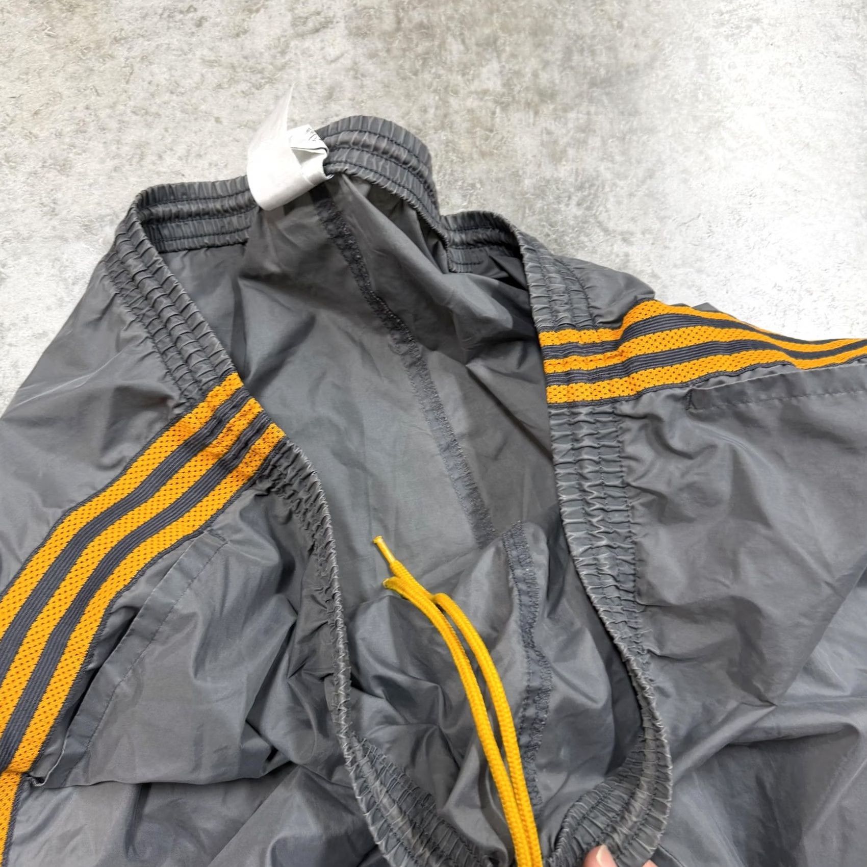 Adidas Adidas Track Pants Mens XL Gray Windbreaker 3 Stripe Side Zip Athletic Training Pants Size US 36 / EU 52 - 6 Thumbnail