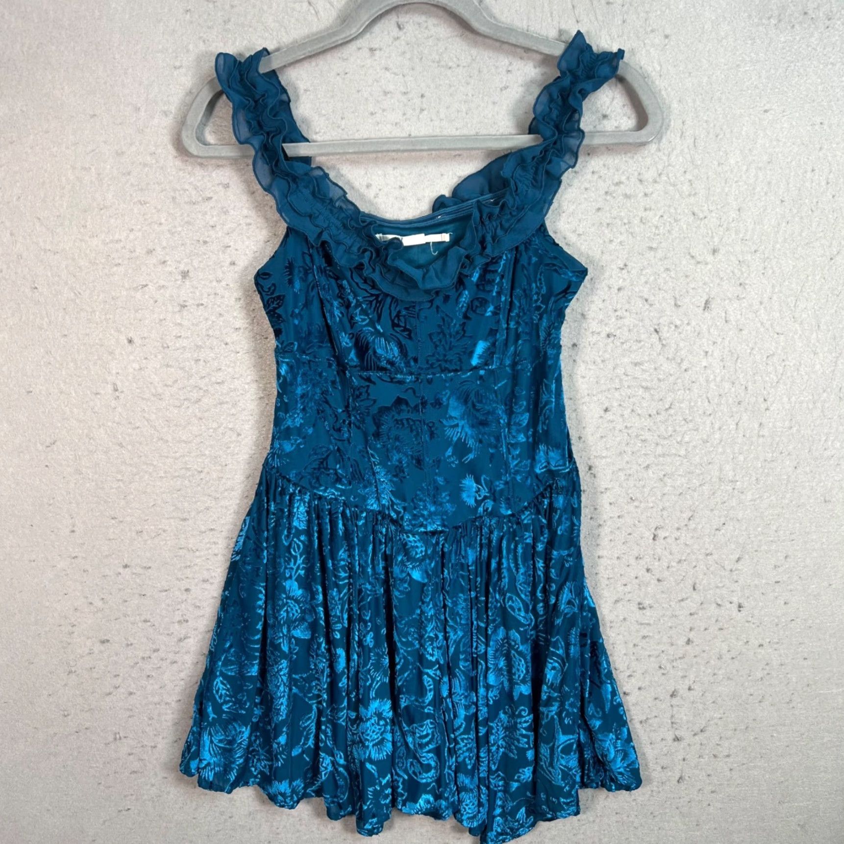 Vintage Kimchi Blue Womens Small Teal Floral Textured Sleeveless Dress W/ Ruffle Details Dress Size S / US 4 / IT 40 - 2 Thumbnail