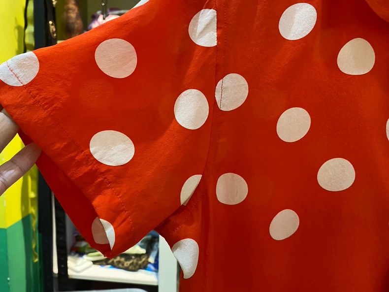 Comme des Garcons Comme Des Garcons Polka dot silk short sleeved shirt 2506-N Size M / US 6-8 / IT 42-44 - 4 Thumbnail