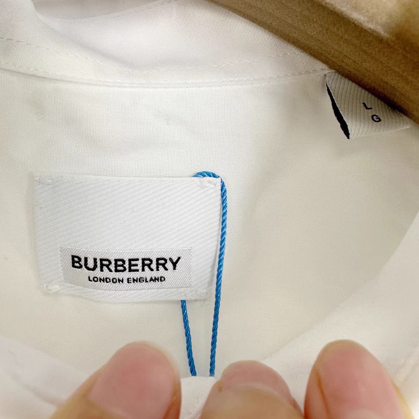 Burberry Burberry Chest Pocket Embroidered Logo Long Sleeve Shirt K12 Size US L / EU 52-54 / 3 - 7 Thumbnail