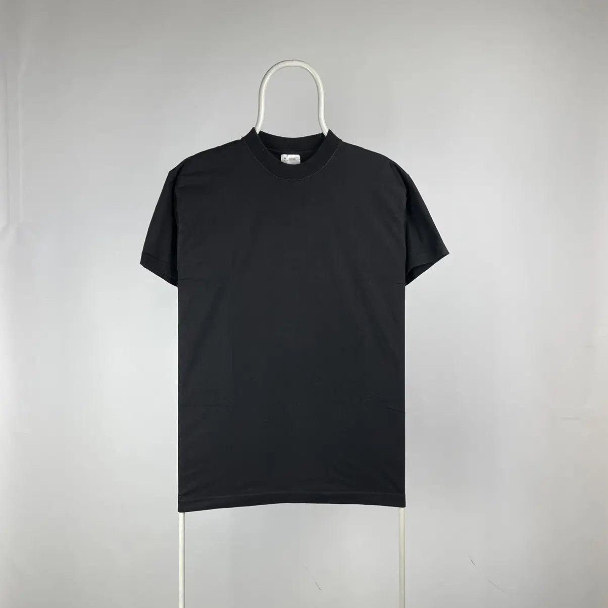 Vintage Vintage T-shirt basic tee size Medium 80s 90s Size US M / EU 48-50 / 2 - 1 Thumbnail