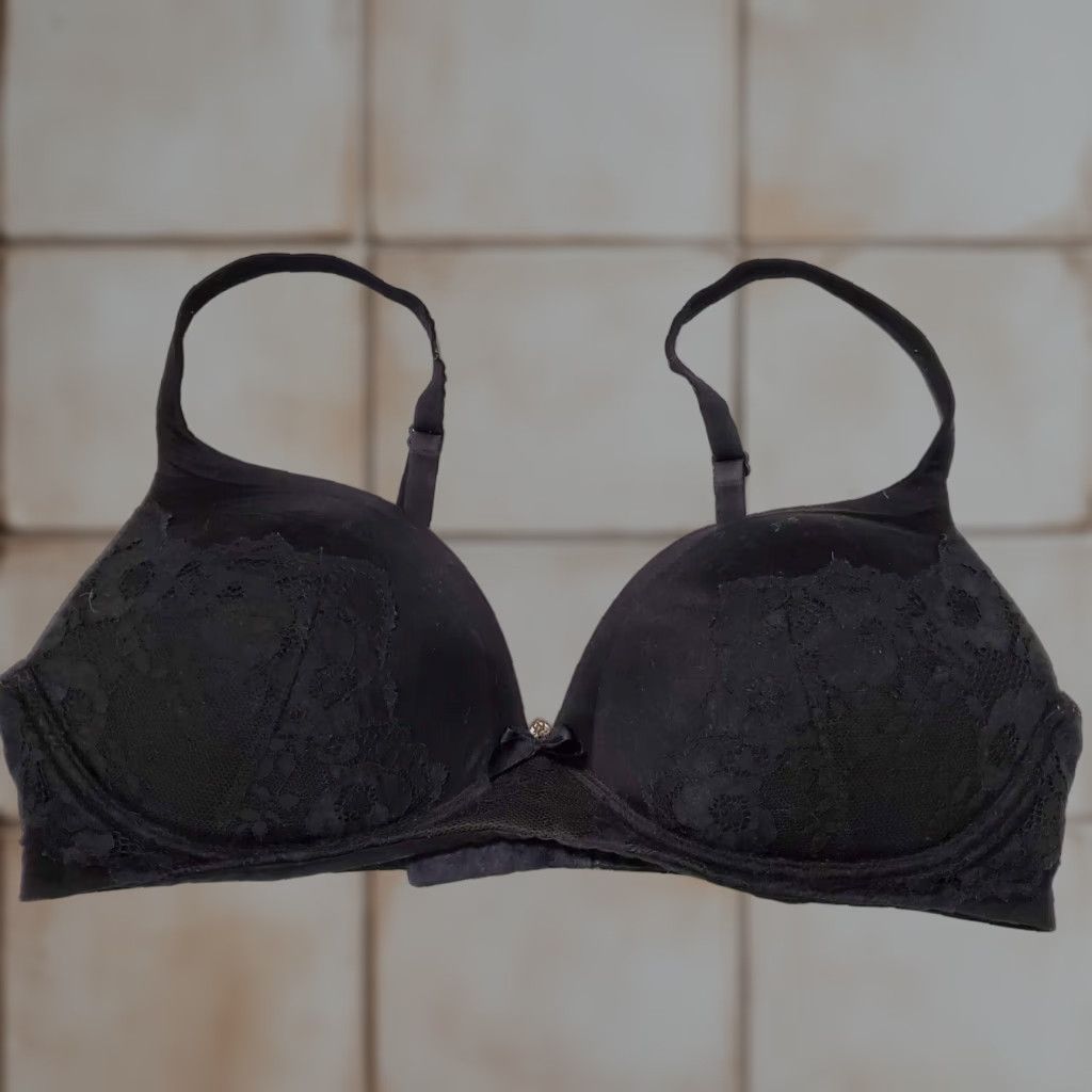 Victorias Secret Vintage Victoria's Secret Body By Victoria Wireless Bra 36C Black Lace Adjustable Straps T-Shirt Classic Womens