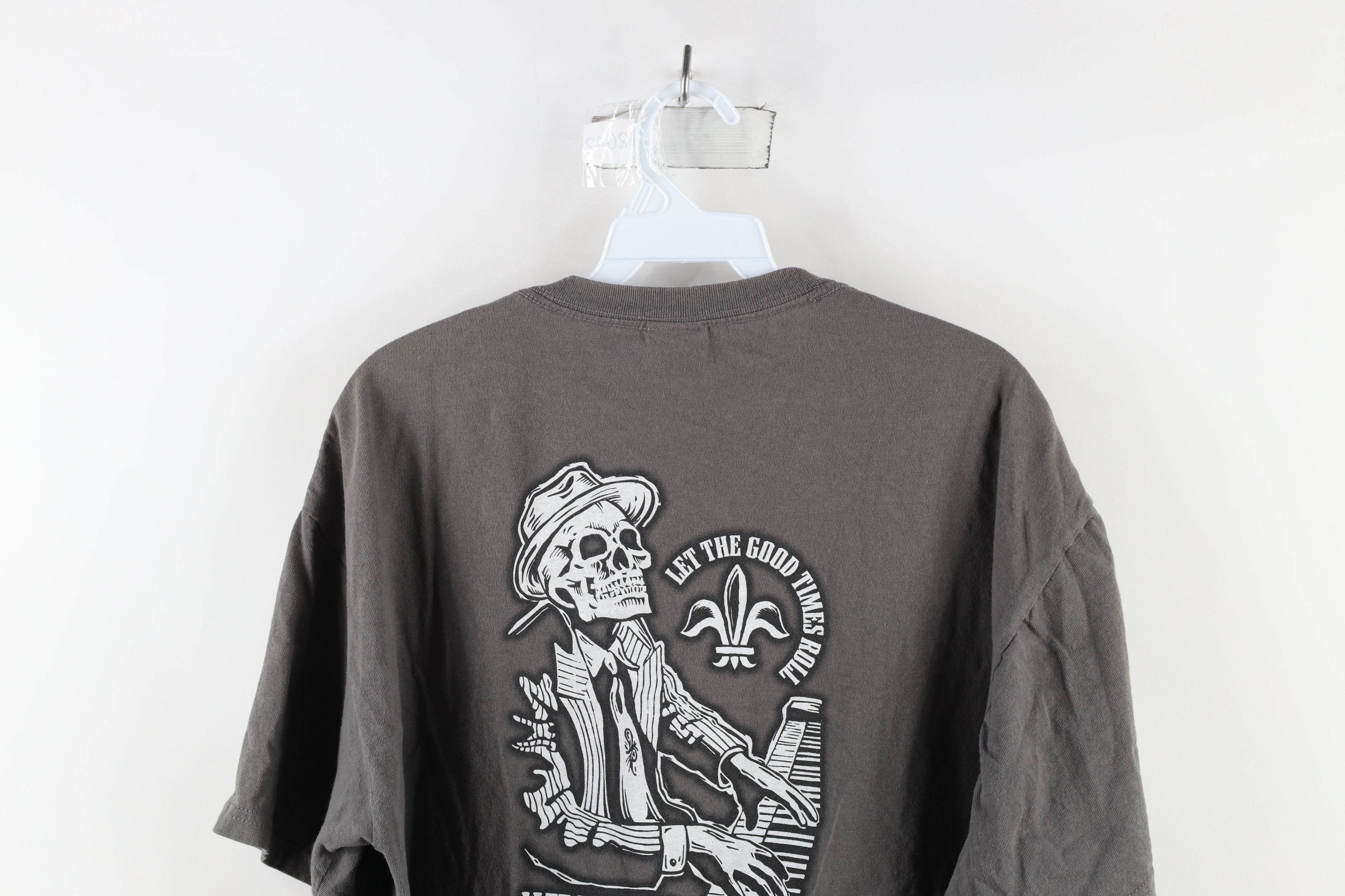 Vintage Vintage Streetwear the Good Times Roll Jazz Funeral T-Shirt Size US L / EU 52-54 / 3 - 8 Thumbnail